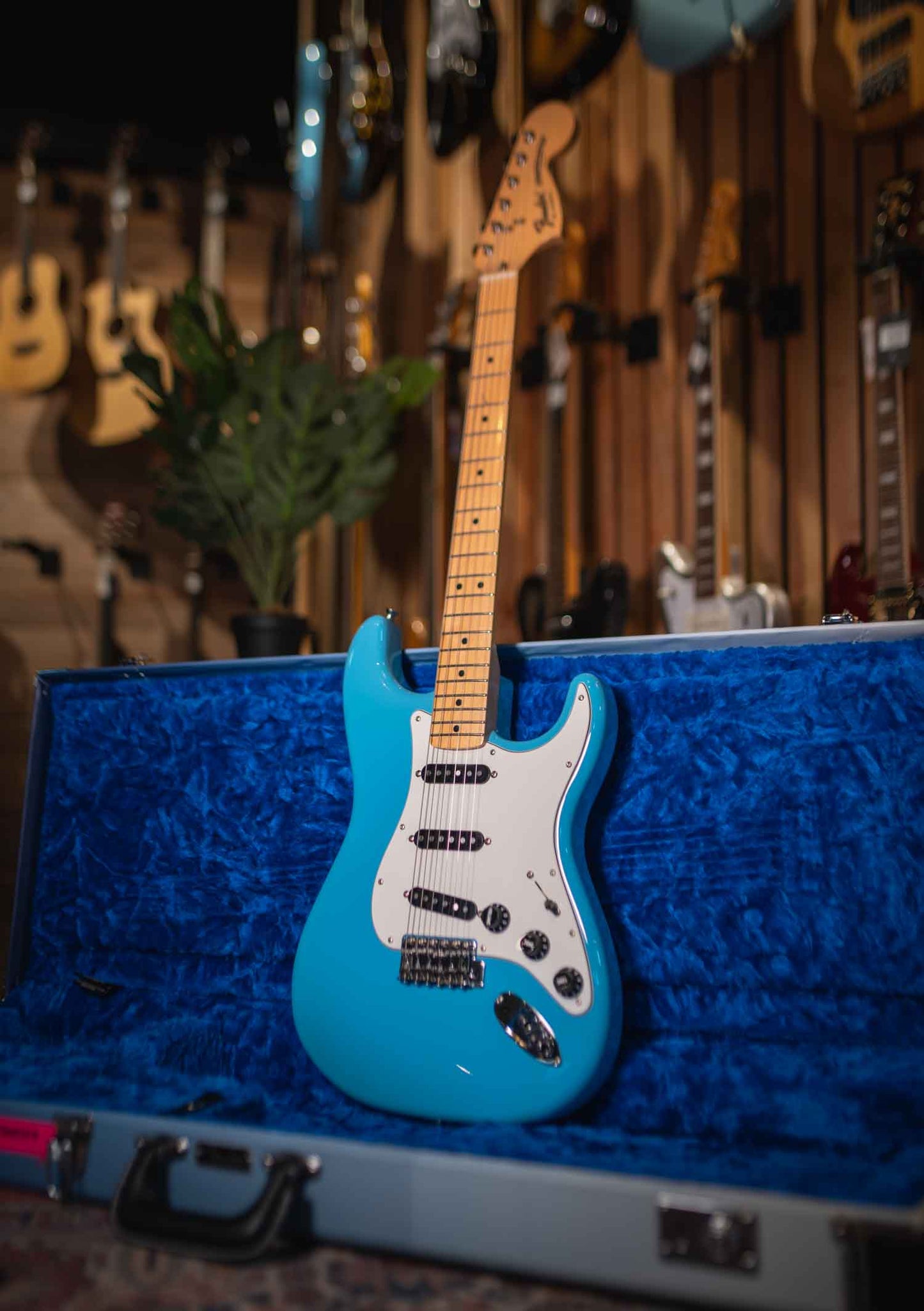 Fender Limited International Color Stratocaster Made in Japan Maui blue, semi nueva año 2023 - Guitarra eléctrica