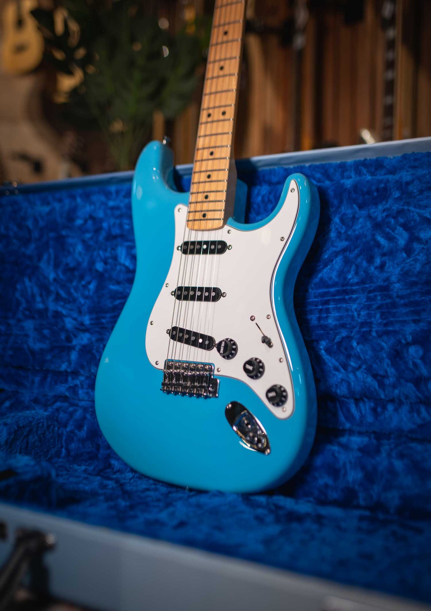 Fender Limited International Color Stratocaster Made in Japan Maui blue, semi nueva año 2023 - Guitarra eléctrica