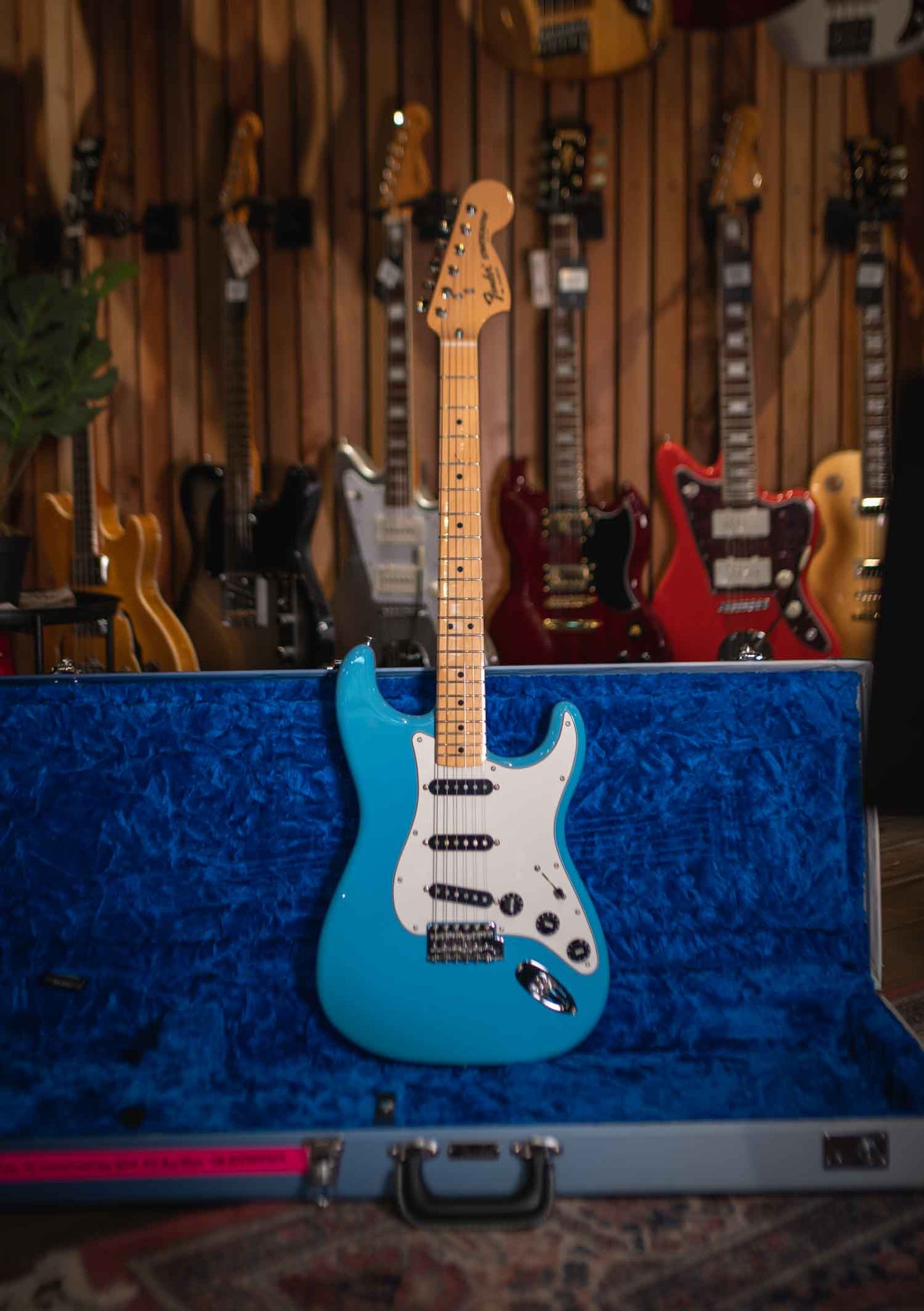 Fender Limited International Color Stratocaster Made in Japan Maui blue, semi nueva año 2023 - Guitarra eléctrica