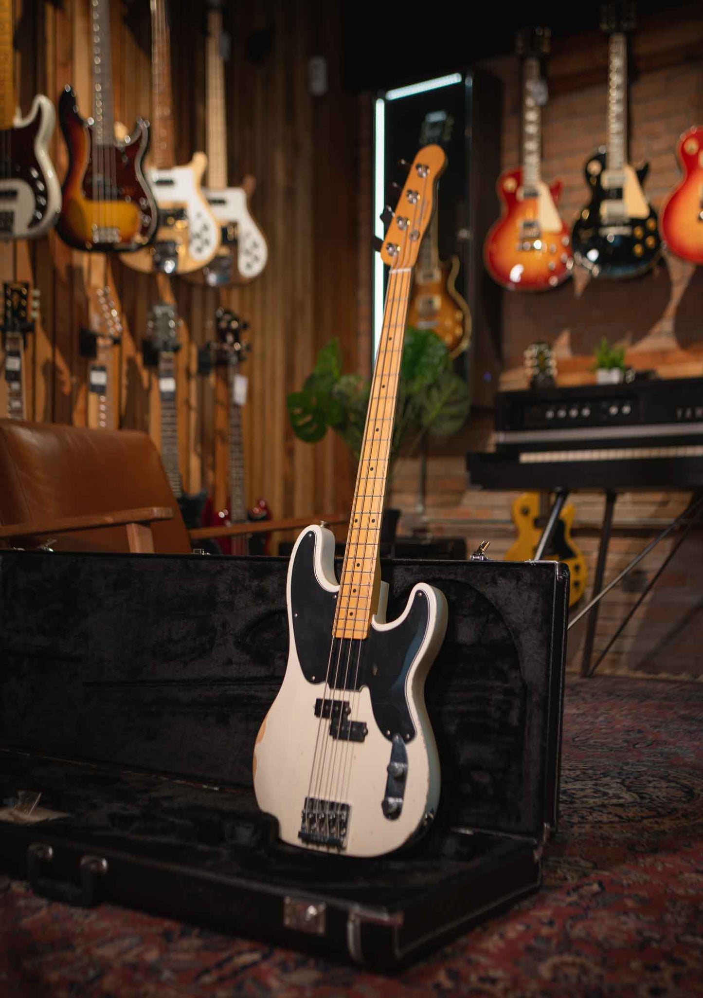 Fender Precision Bass Road Worn Mike Dirnt (Green Day) color White Blonde usado año 2018 - Bajo eléctrico
