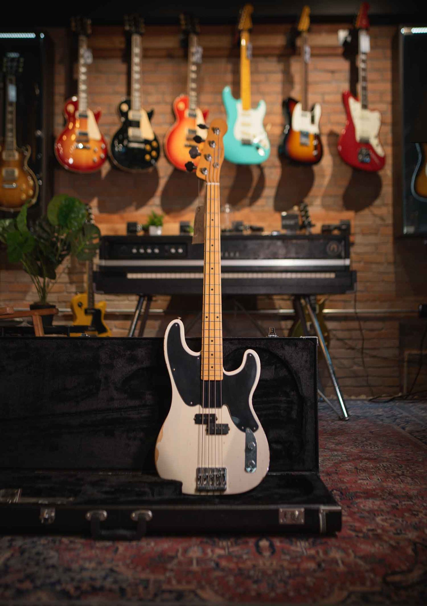 Fender Precision Bass Road Worn Mike Dirnt (Green Day) color White Blonde usado año 2018 - Bajo eléctrico