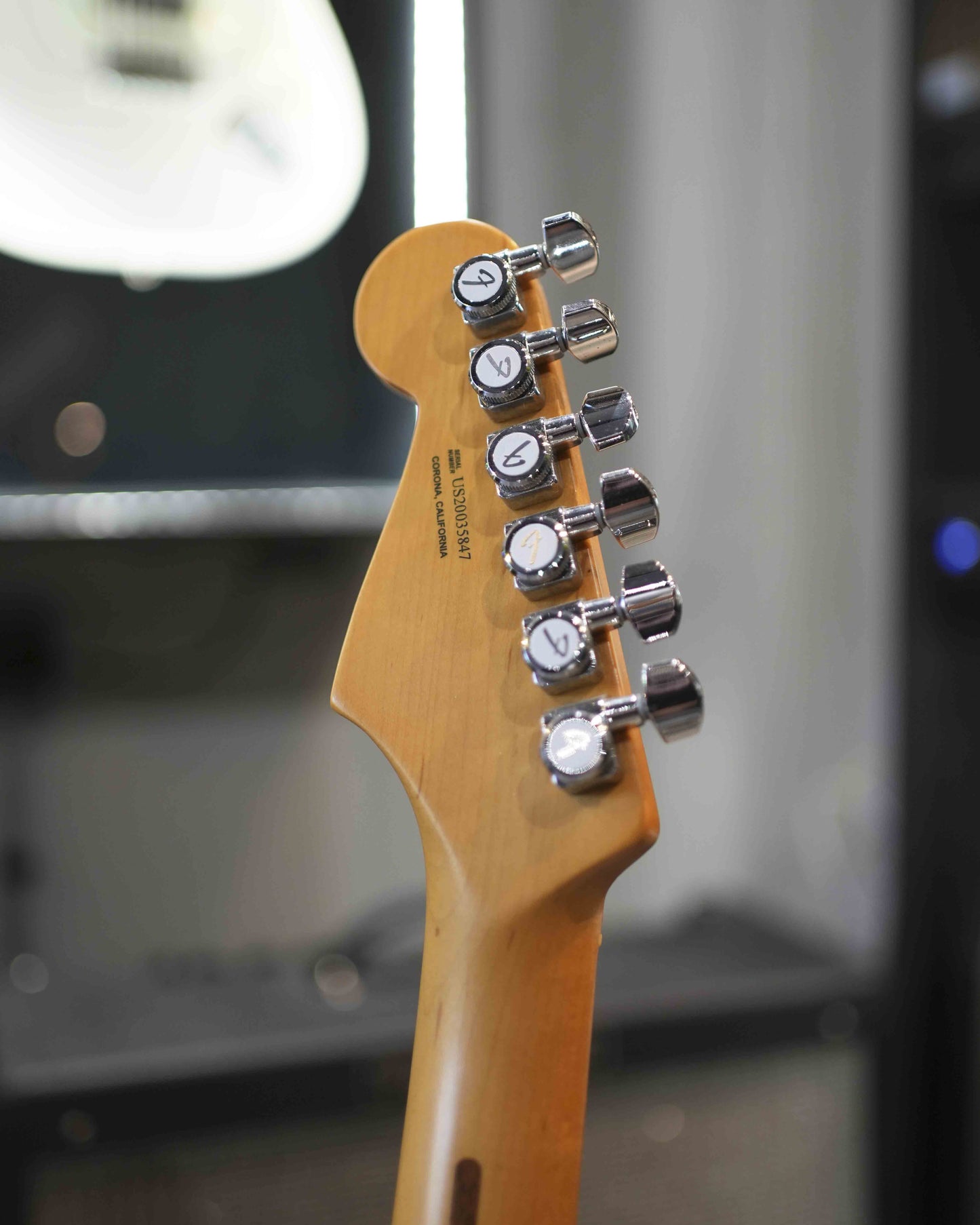 Guitarra eléctrica Fender American Ultra Stratocaster® HSS Ultraburst año 2020