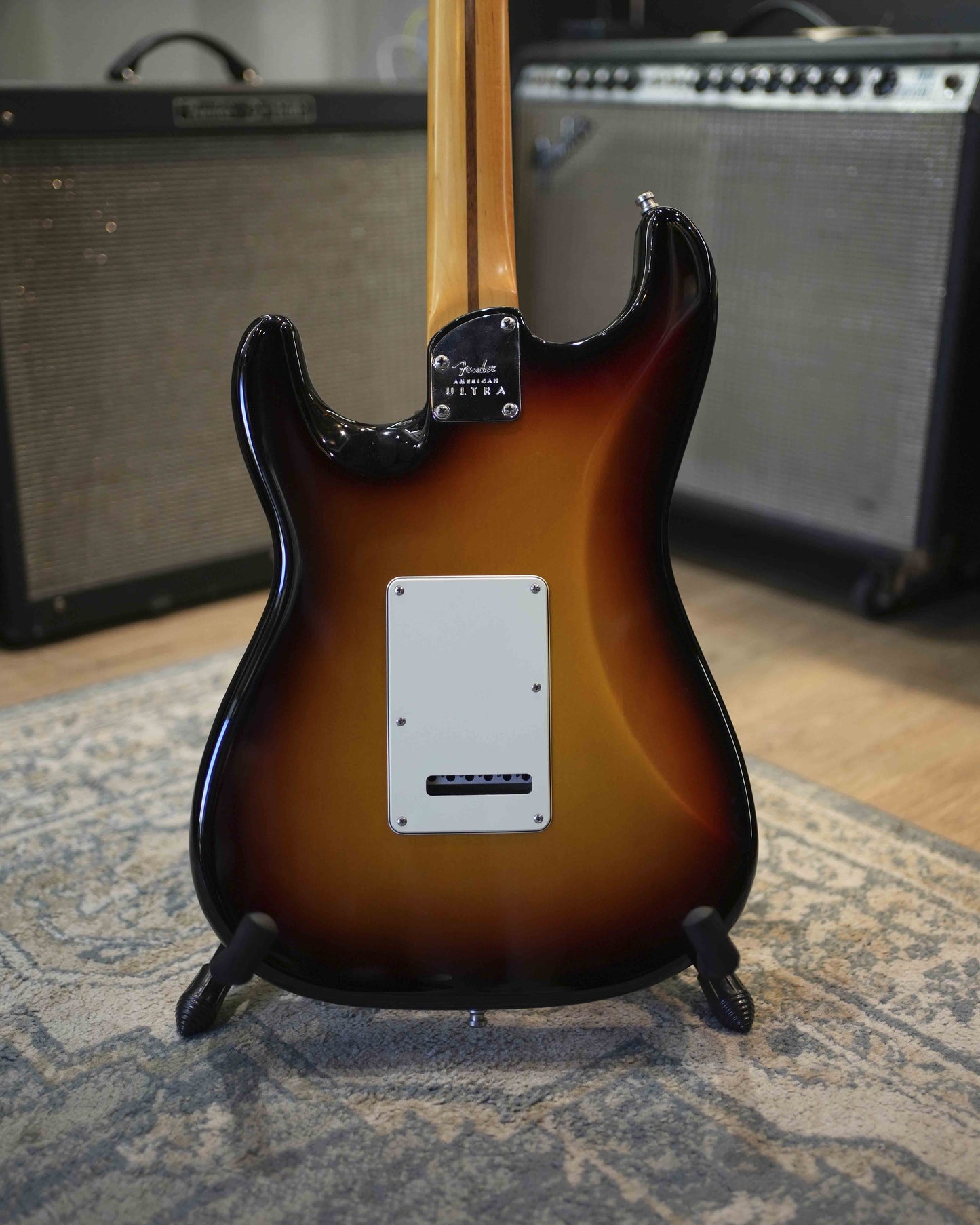 Fender American Ultra Stratocaster® HSS Ultraburst año 2020 - Guitarra eléctrica