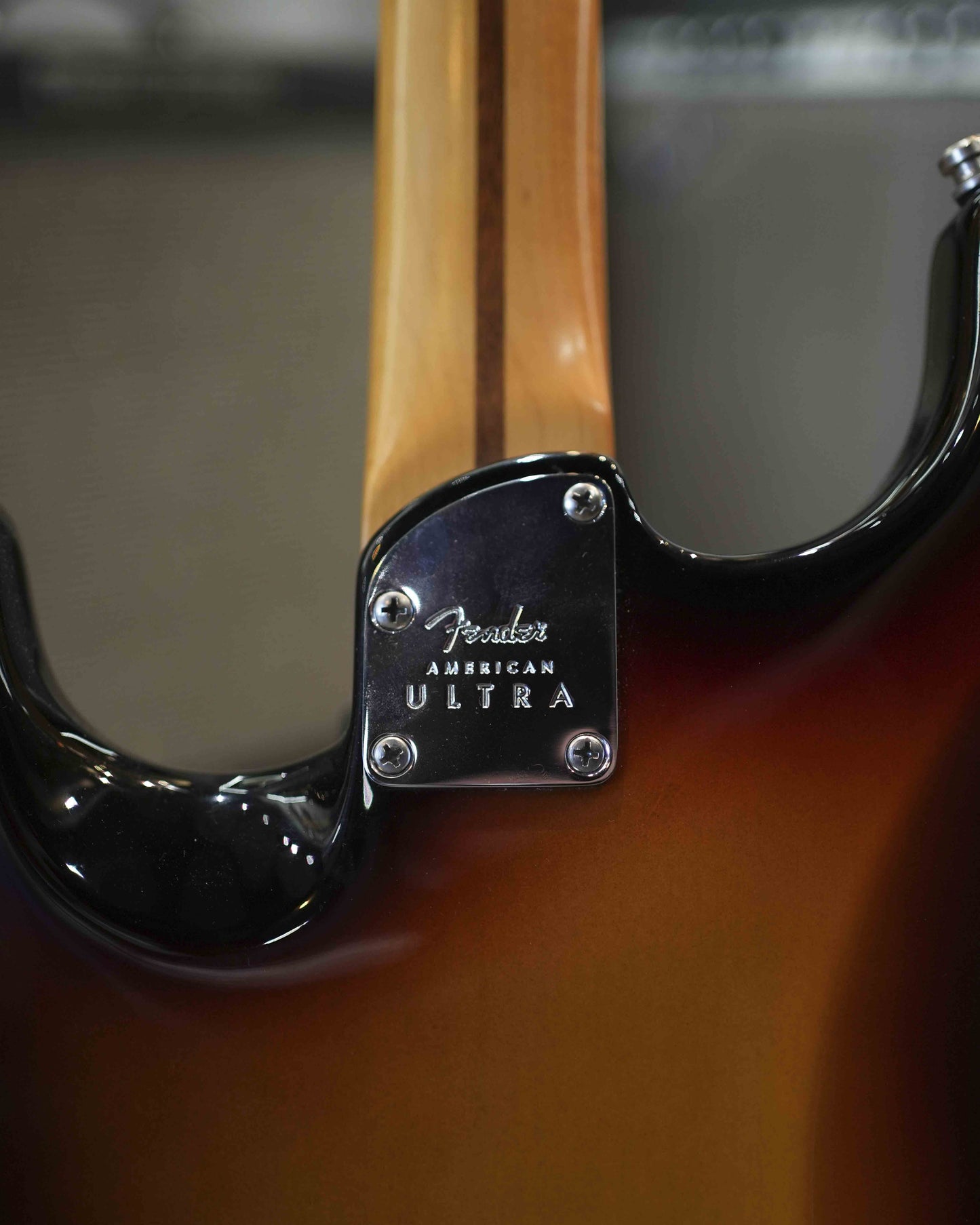 Guitarra eléctrica Fender American Ultra Stratocaster® HSS Ultraburst año 2020