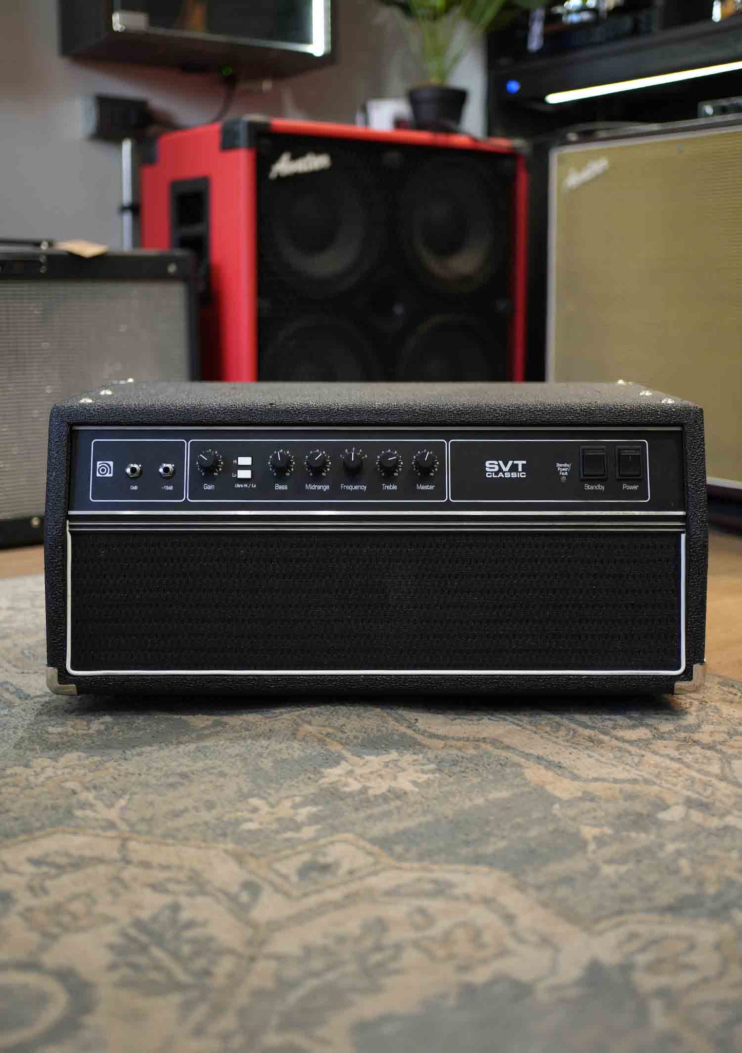 Cabezal de bajo Ampeg SVT Classic usado 2-4 omhs