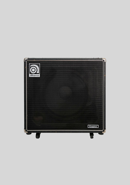 Gabinete Ampeg SVT15E americano usado 1x15
