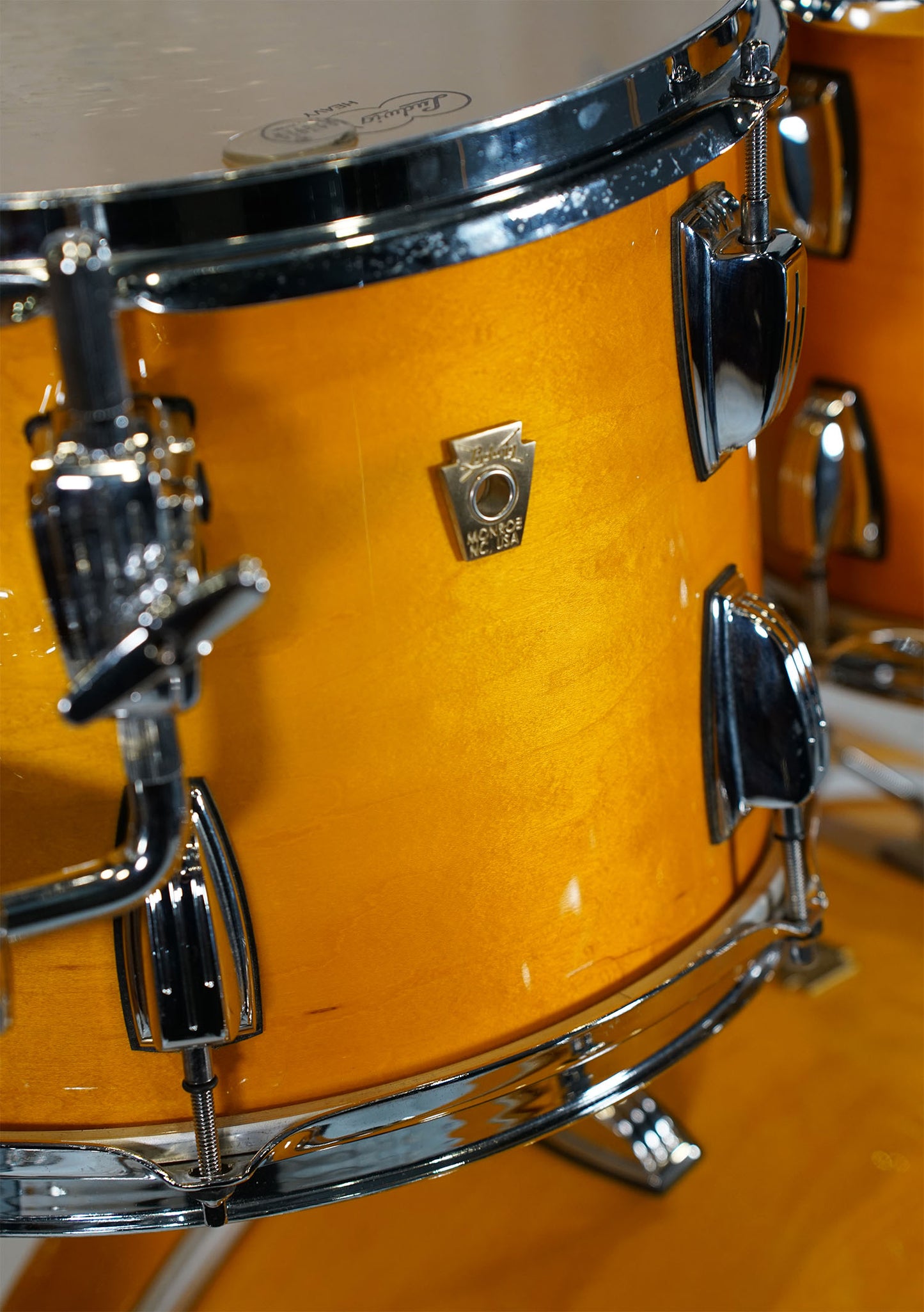 Ludwig Classic Maple usada 22, 12, 13, 16 Shell Pack - Batería acústica