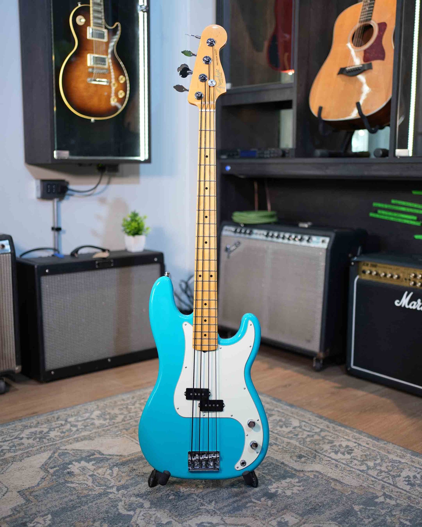 Fender American Professional II Precision Bass Miami Blue usado año 2021 - Bajo eléctrico
