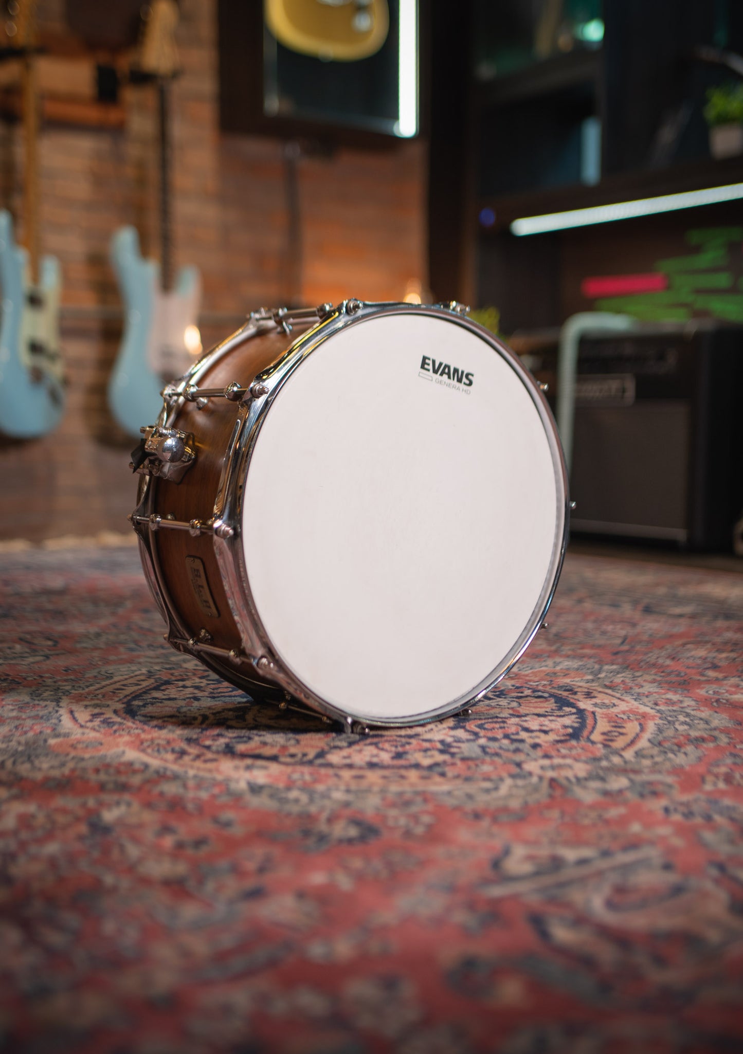 Caja Tama S.L.P Bold Spotted Gum usada