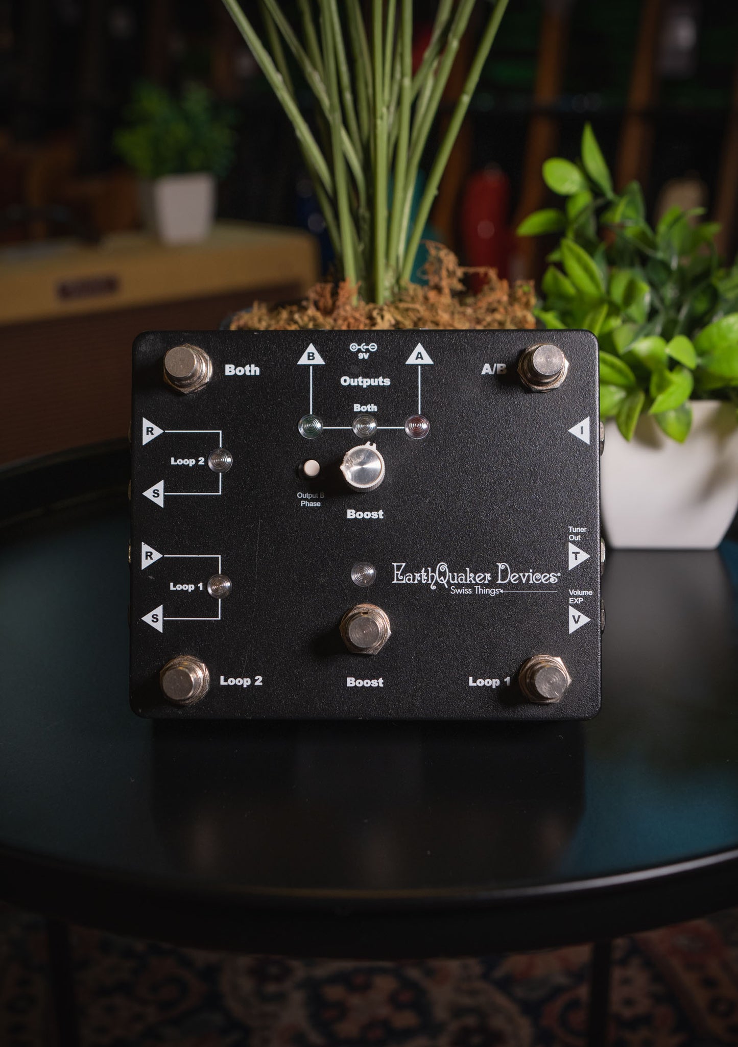 Earthquaker Devices Swiss things PedalBoard Reconciler usado - Pedal