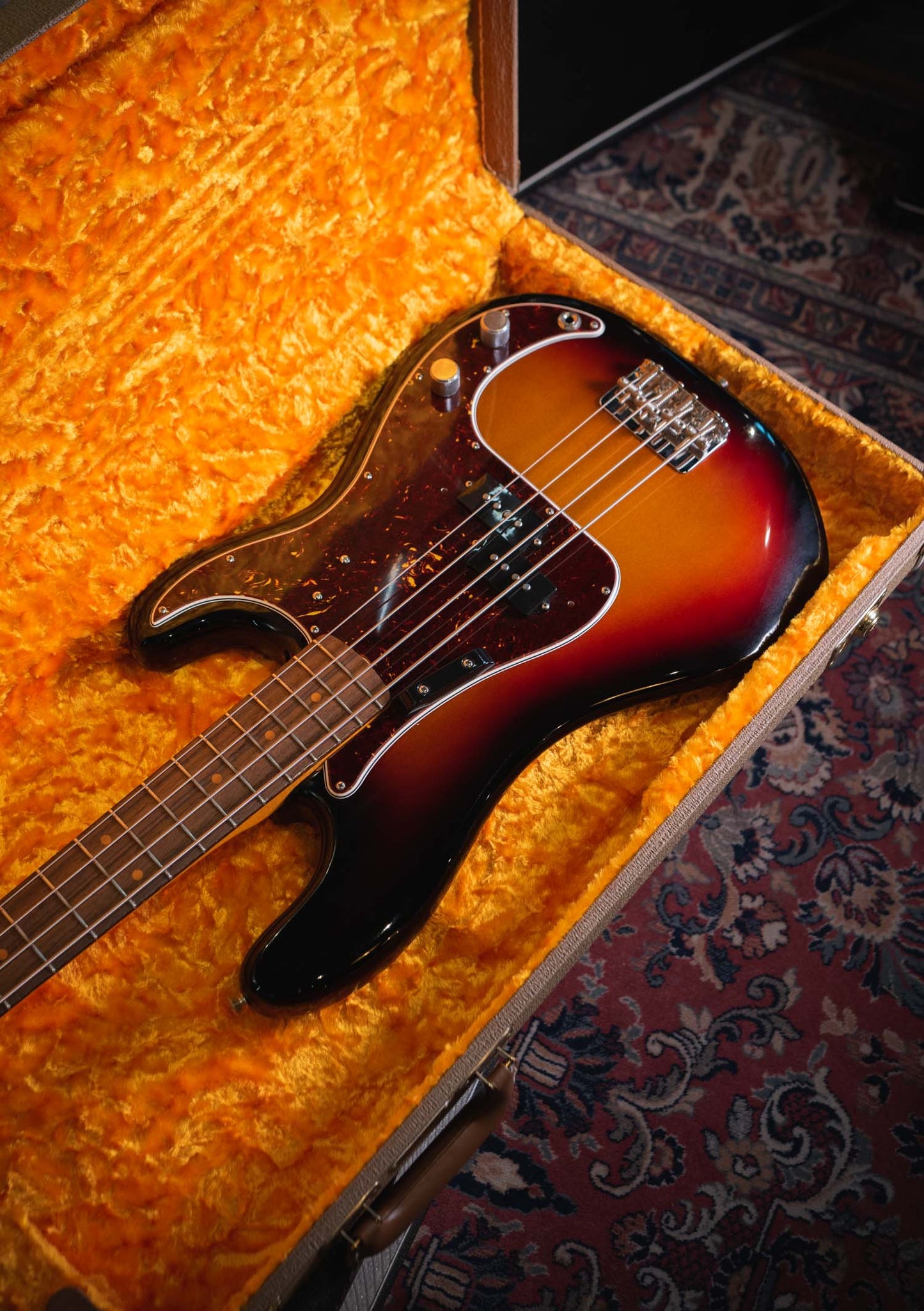 Fender American Vintage II 1960 Precision Bass 3 Tone Sunburst año 2022 (incluye hardcase) - Bajo eléctrico