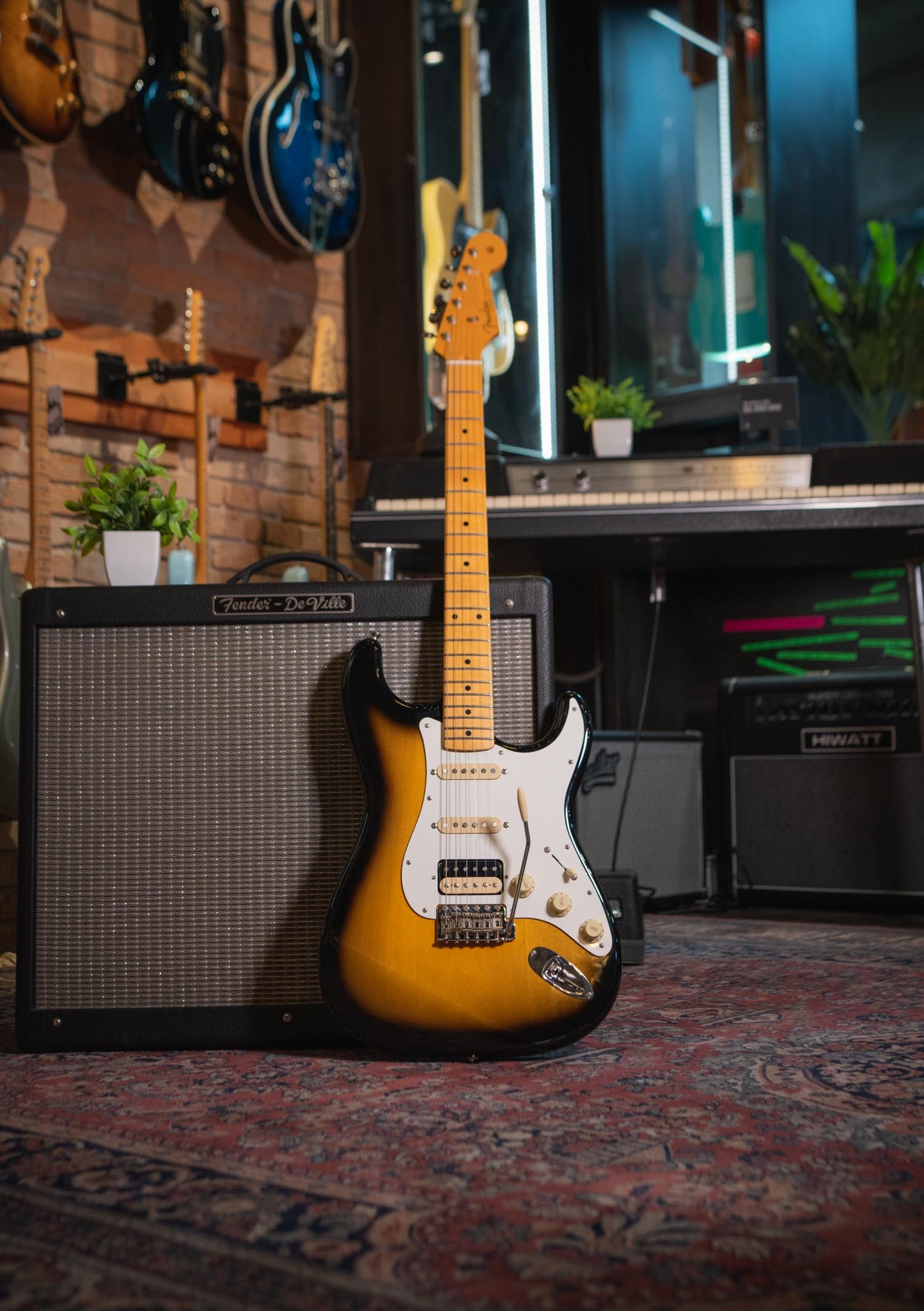 Fender JV Modified '50s Stratocaster 2 Color Sunburst made in Japan año 2023 incluye hard case - Guitarra eléctrica - usado