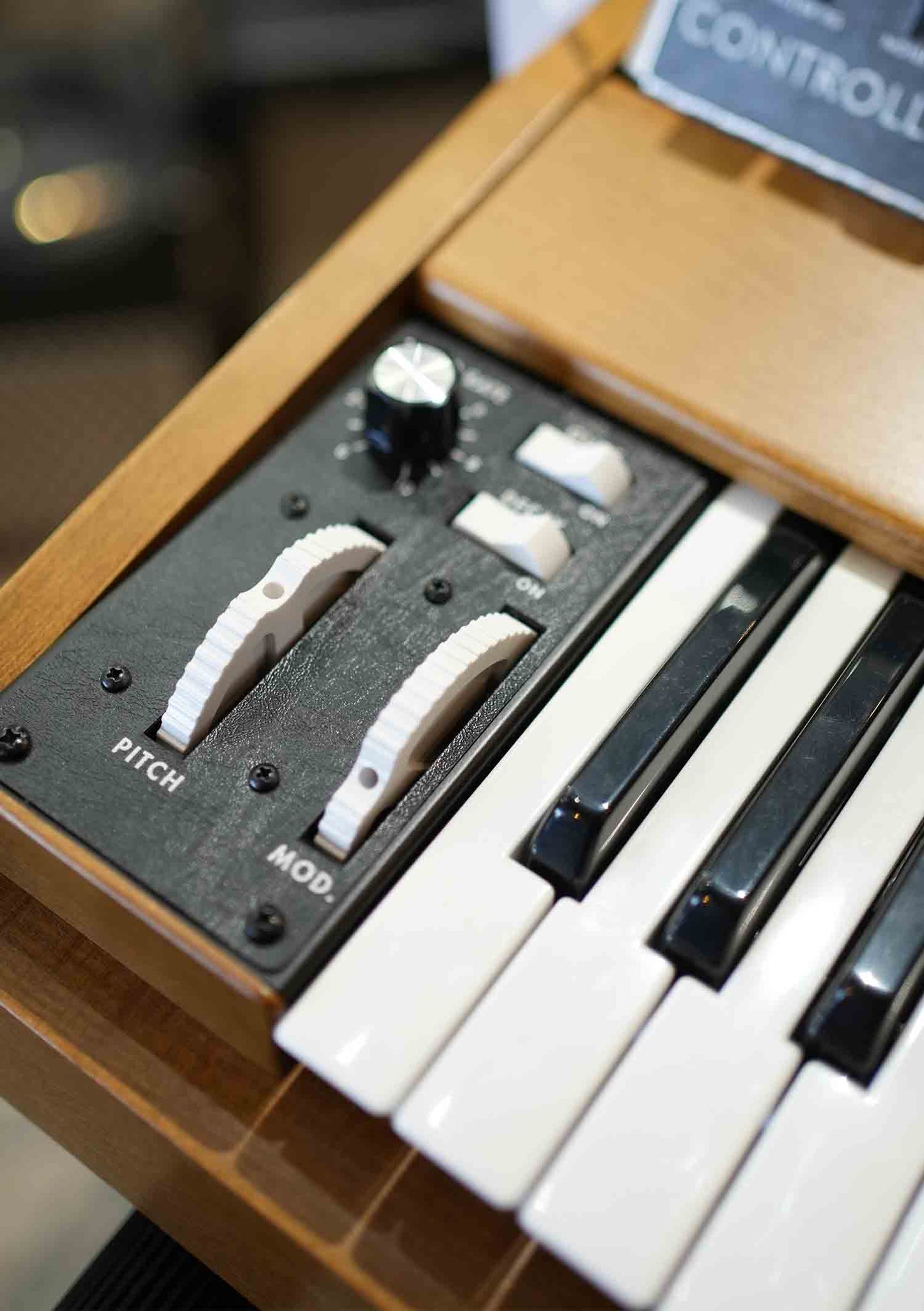 Sintetizador análogo Moog Minimoog Model D usado, año 2018