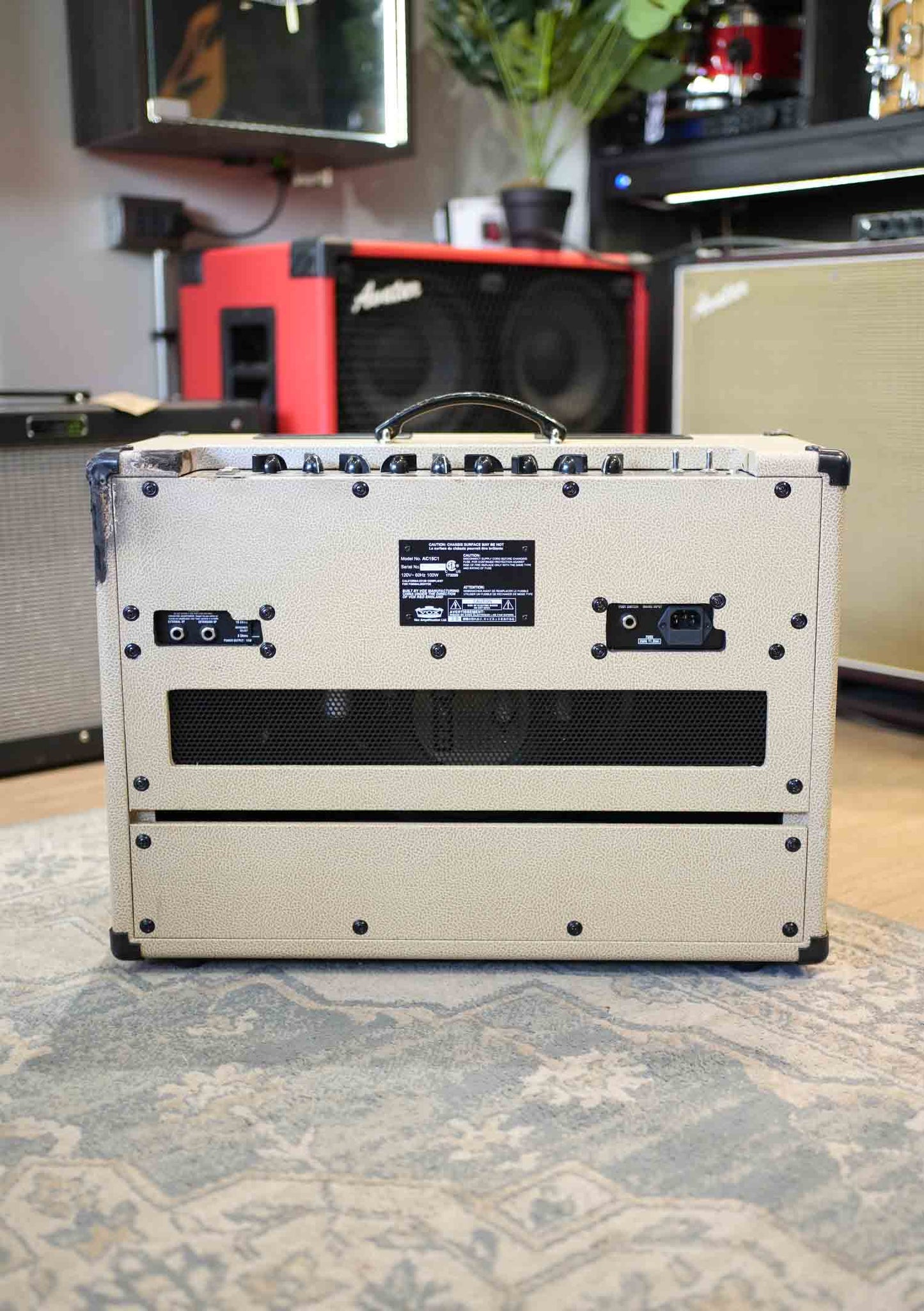 Vox AC15C1 usado SN: N10300254 (quemado esquina) - Amplificador de guitarra