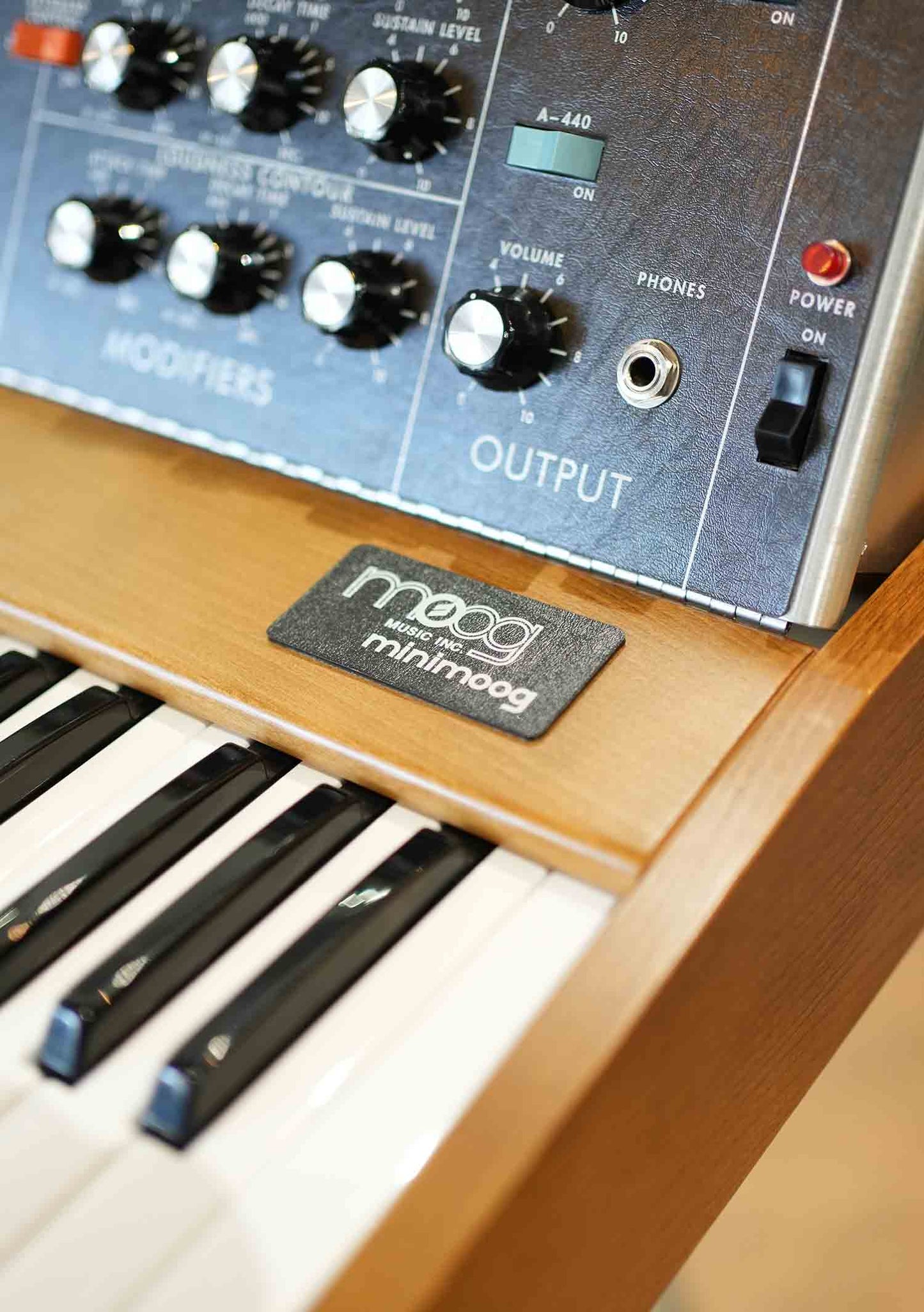 Sintetizador análogo Moog Minimoog Model D usado, año 2018