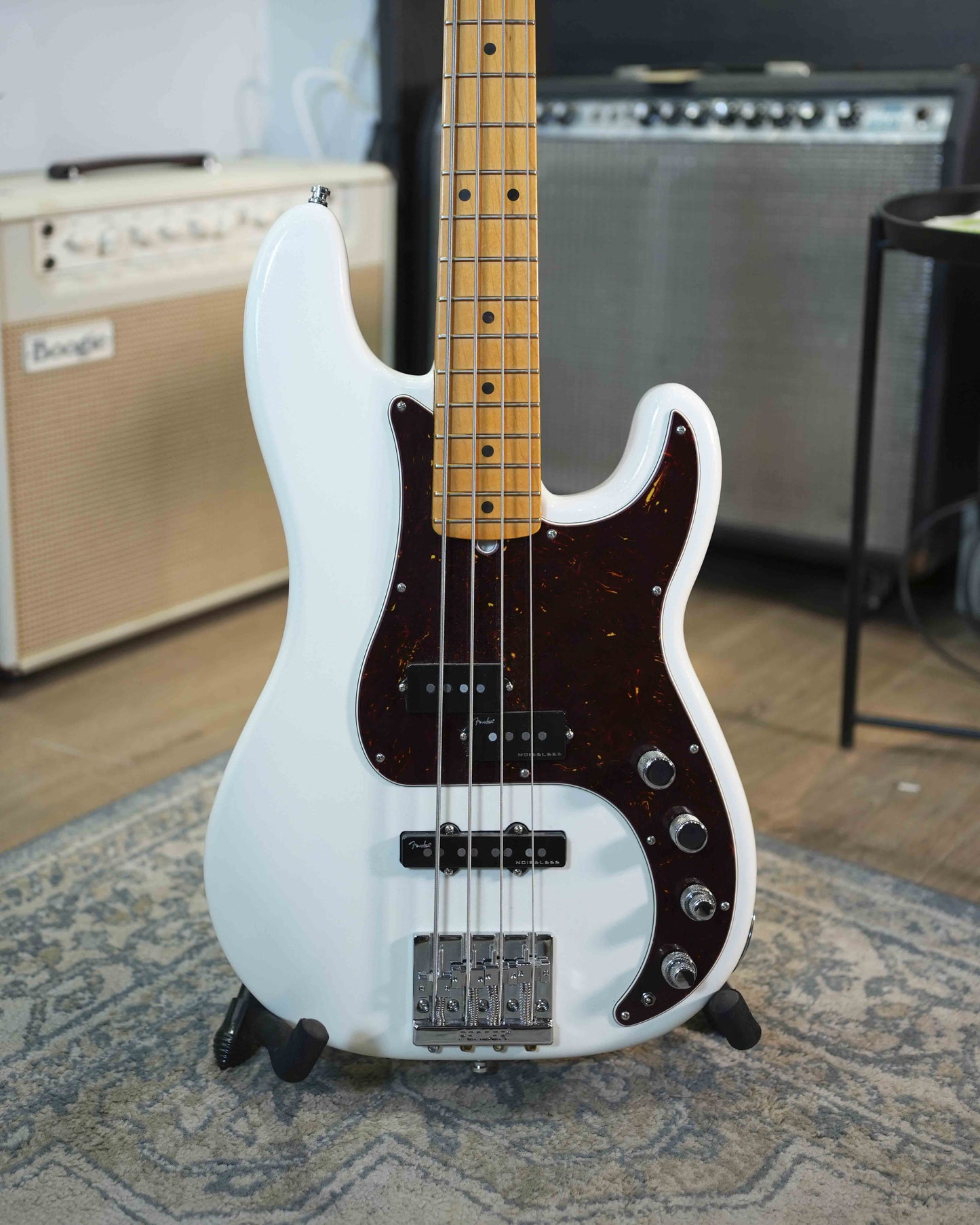 Fender American Ultra Precision Bass Artic Pearl usado año 2022 Mint - Bajo eléctrico