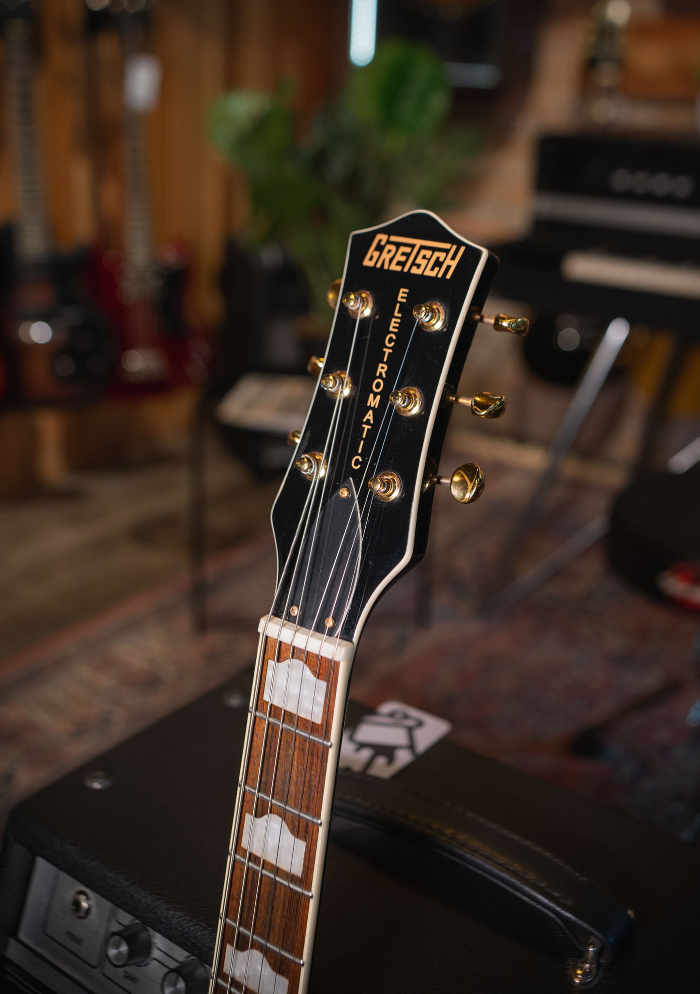 Gretsch G5435T-G Limited Electromatic Pro Jet with Bigsby In Black Gold Hardware usada año 2016 (incluye funda) - Guitarra eléctrica