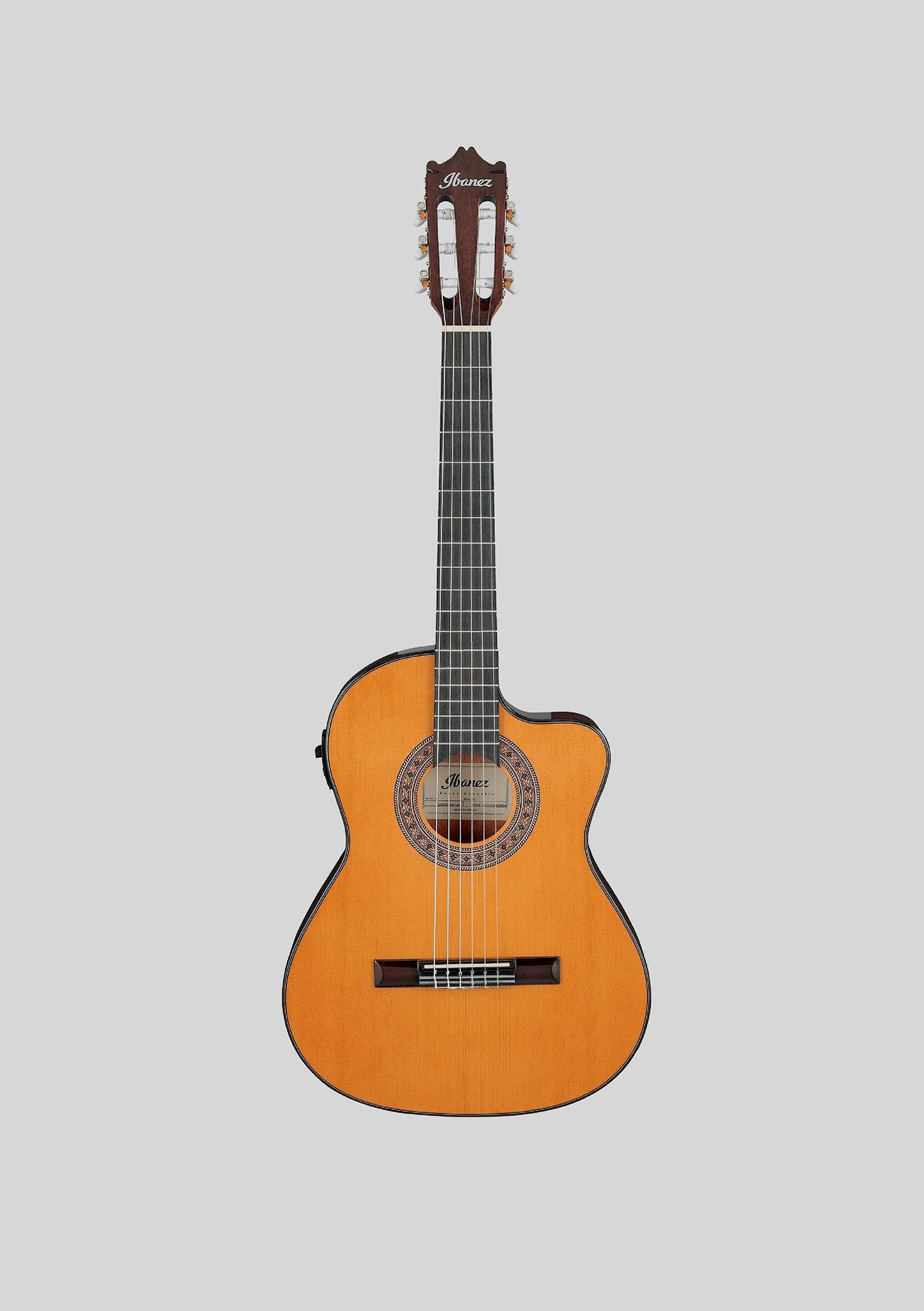 Guitarra Electroacústica 3/4 Ibanez GA5TCE3Q AM (cuerdas de nylon)