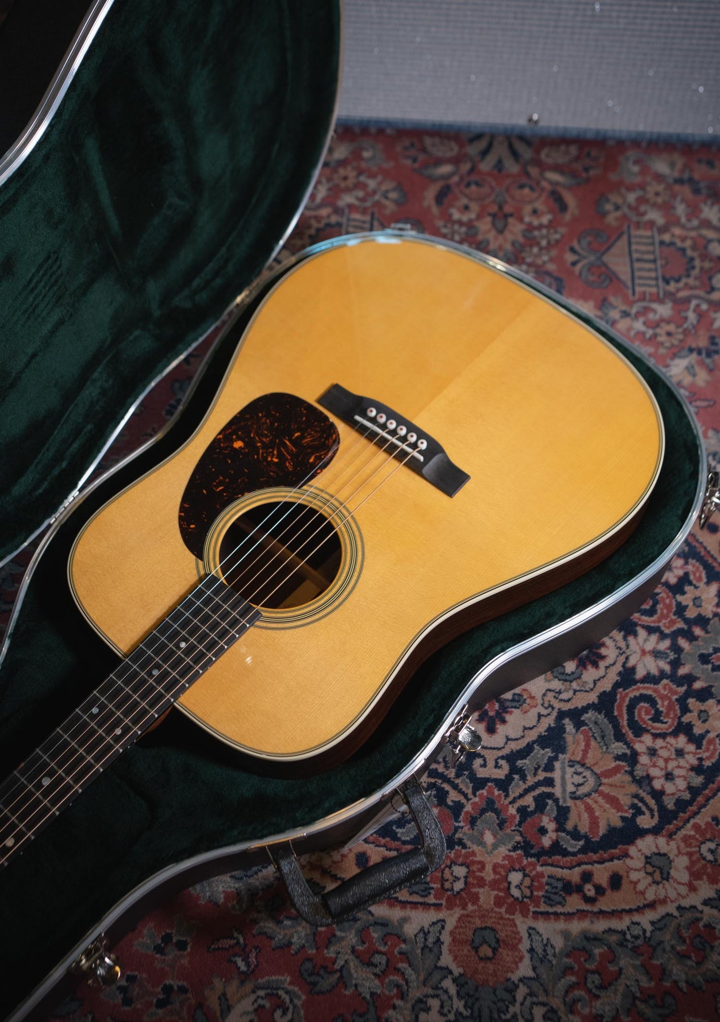 Martin D-28 Standard - Guitarra acústica