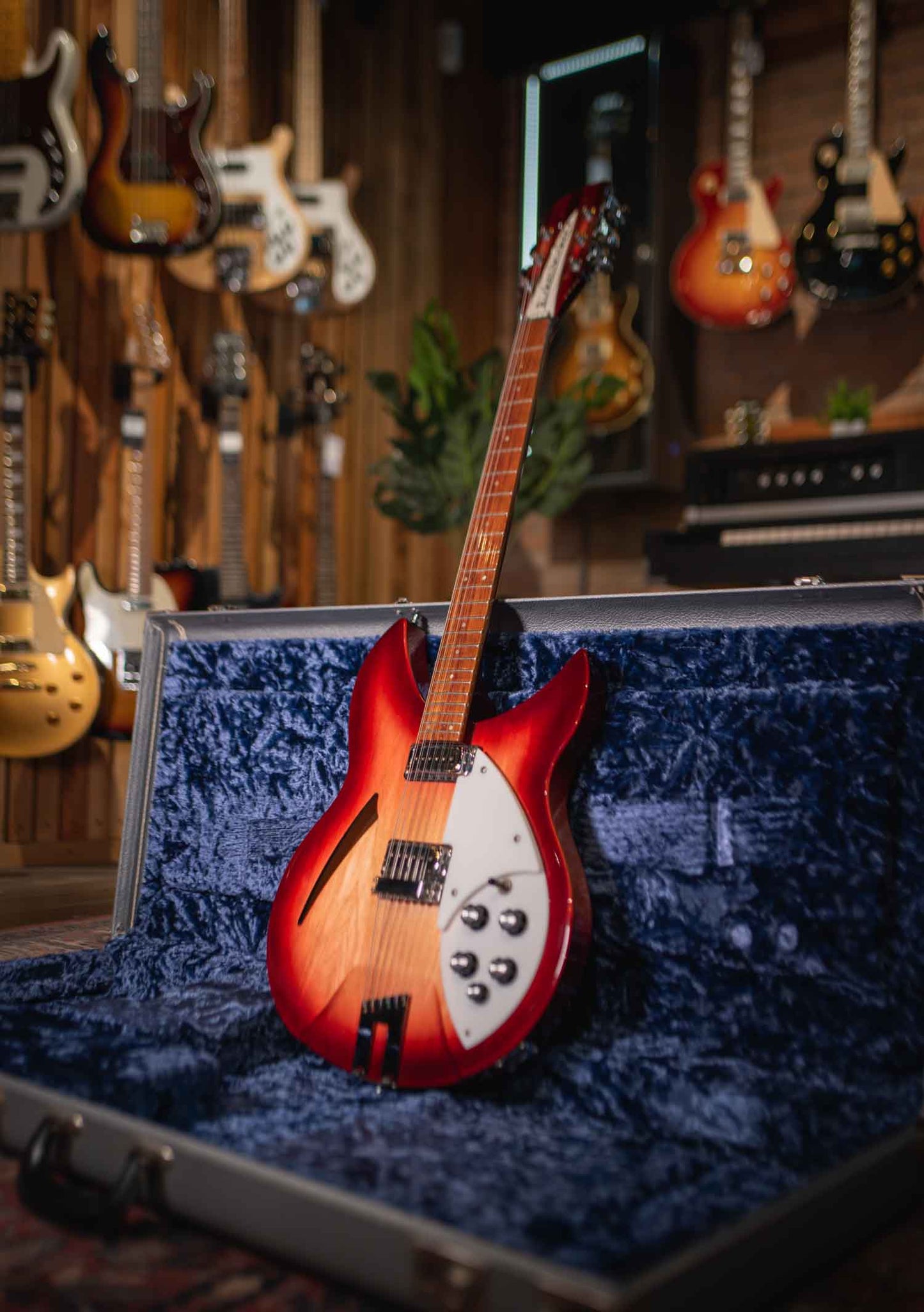 Rickenbacker 330/12 Fireglo usada año 1998 - Guitarra eléctrica