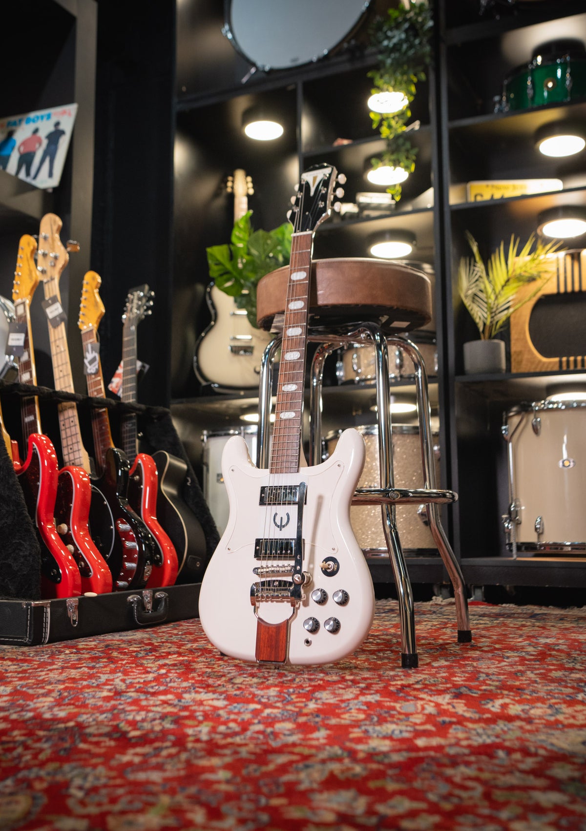 Epiphone Crestwood Custom Alpine White usada año 2022 (incluye funda) - Guitarra eléctrica