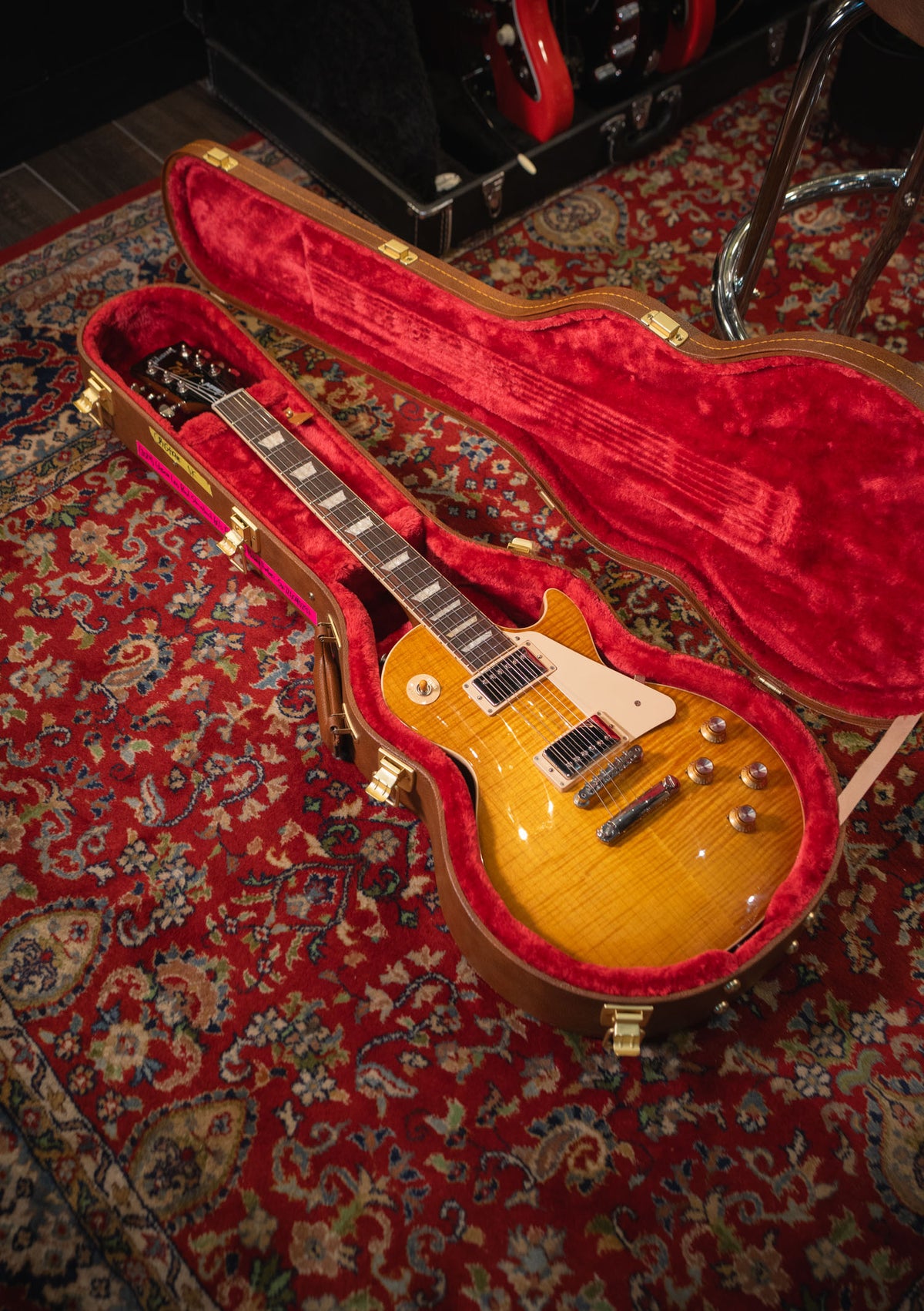 Gibson Les Paul Standard '60s Figured Top Honey Amber usada año 2022 (incluye hardcase) - Guitarra eléctrica