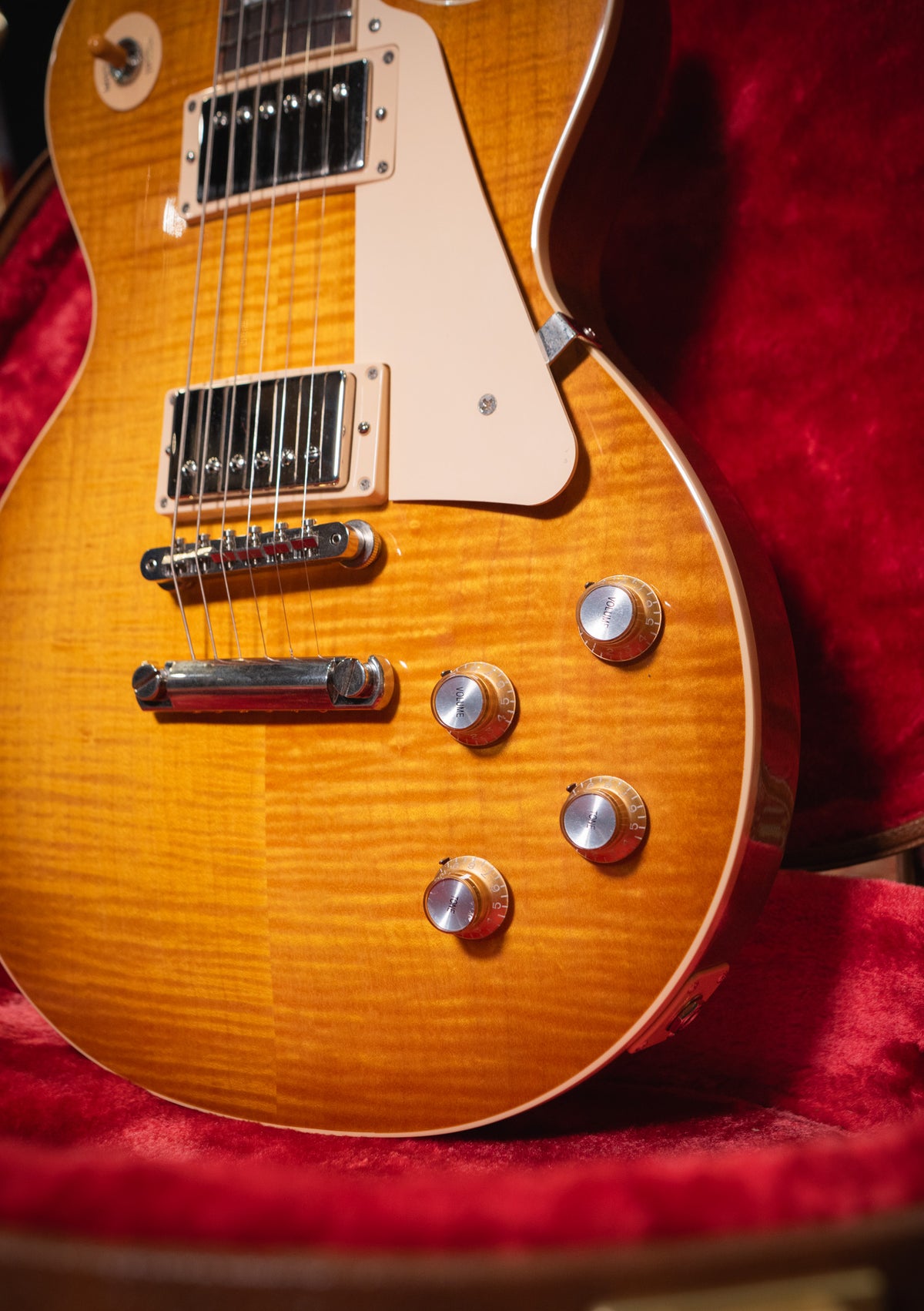 Gibson Les Paul Standard '60s Figured Top Honey Amber usada año 2022 (incluye hardcase) - Guitarra eléctrica