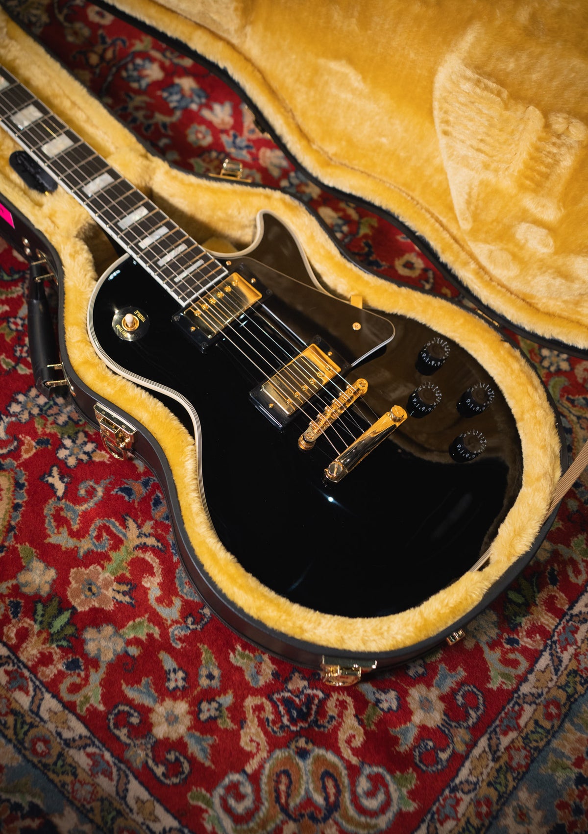 Epiphone Inspired by Gibson Custom Les Paul Ebony semi nuevo año 2024 (incluye hardcase) - Guitarra eléctrica