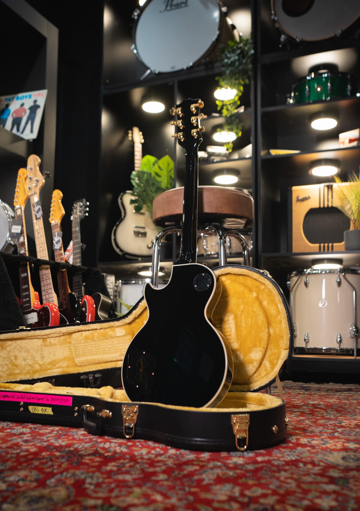 Epiphone Inspired by Gibson Custom Les Paul Ebony semi nuevo año 2024 (incluye hardcase) - Guitarra eléctrica