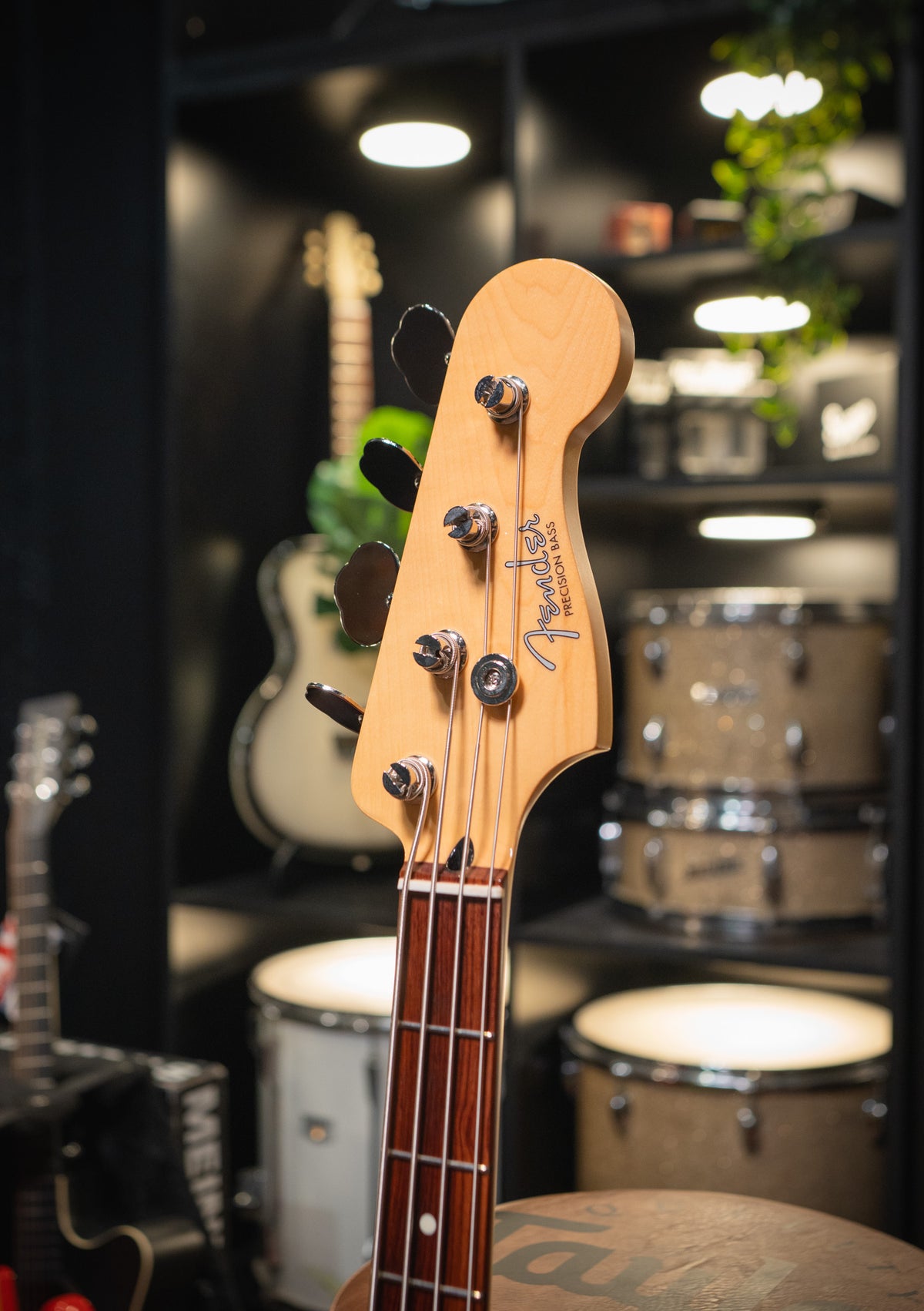 Fender Hybrid II Precision Bass MIJ Forest Blue Japan Exclusive usado año 2023 (incluye hardcase) - Bajo eléctrico