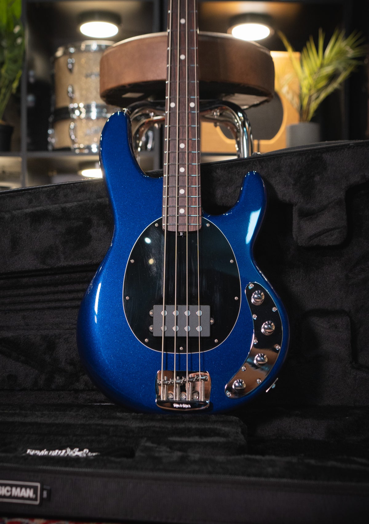 Music Man StingRay Special Butane Blue usado año 2025 (incluye softcase) - Bajo eléctrico