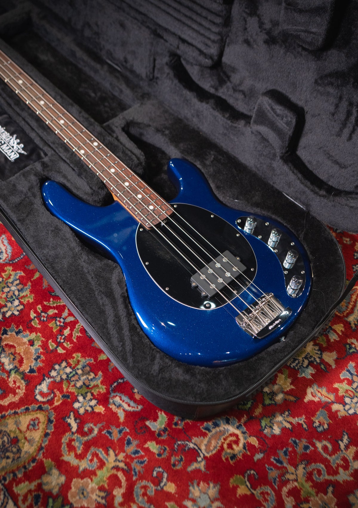 Music Man StingRay Special Butane Blue usado año 2025 (incluye softcase) - Bajo eléctrico