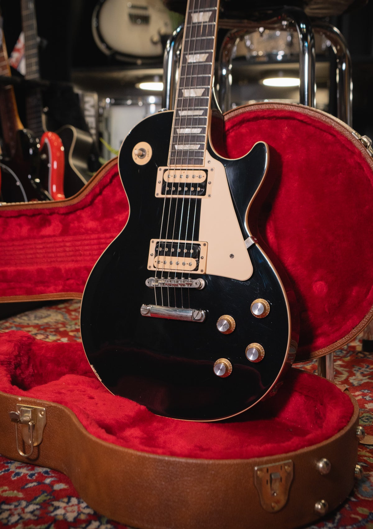 Gibson Classic Ebony Les Paul usada año 2019 (incluye hardcase) - Guitarra eléctrica