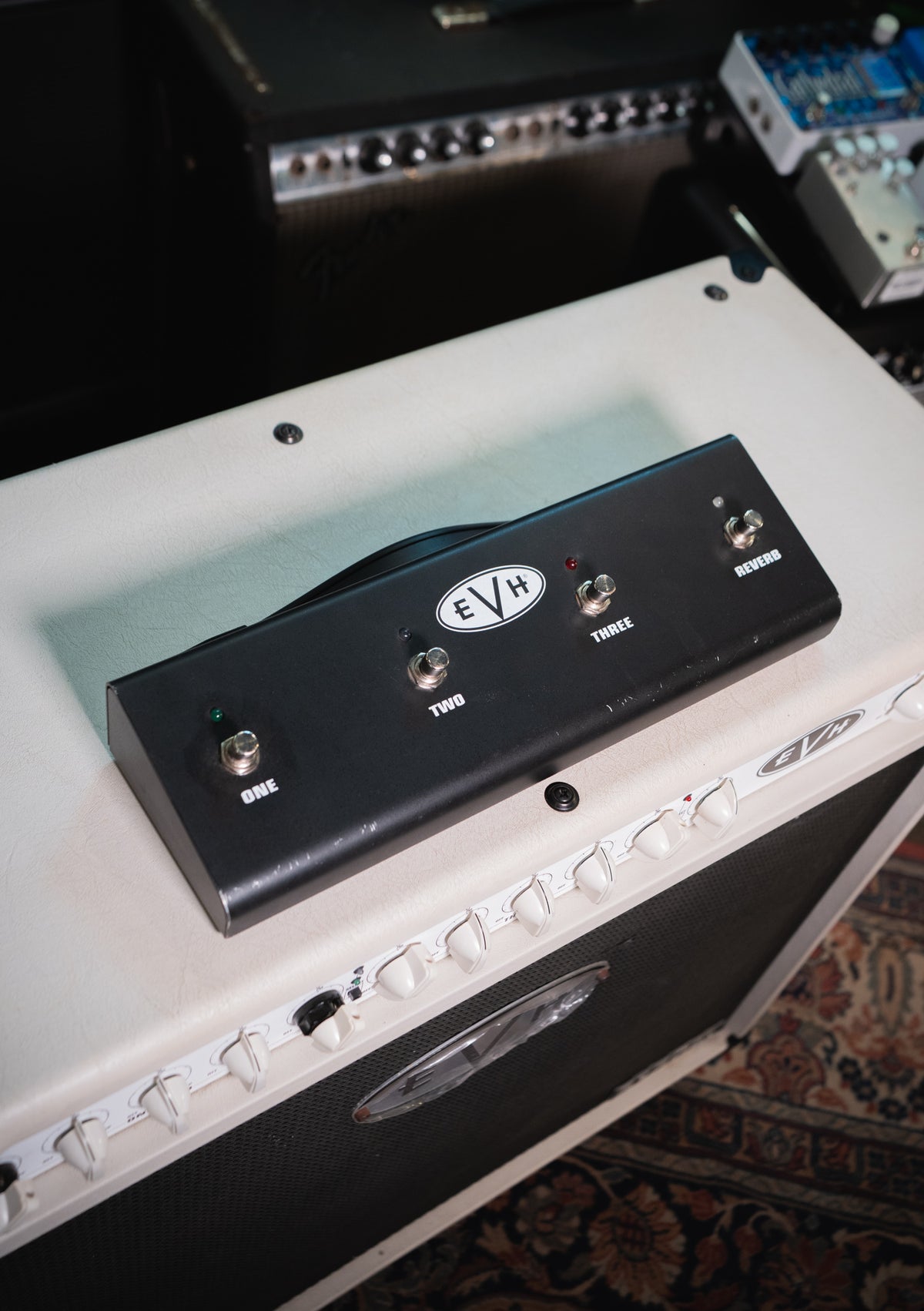 EVH 5150III 2x12 50 watts Tube Combo Ivory Made in USA usado - Amplificador de guitarra eléctrica