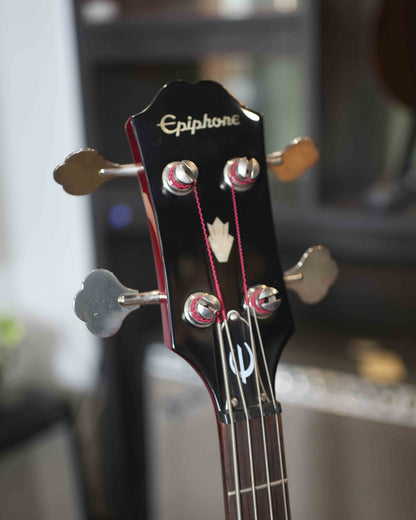 Epiphone EB-0 cherry incluye case Epiphone - made in Indonesia (usado) - Bajo eléctrico