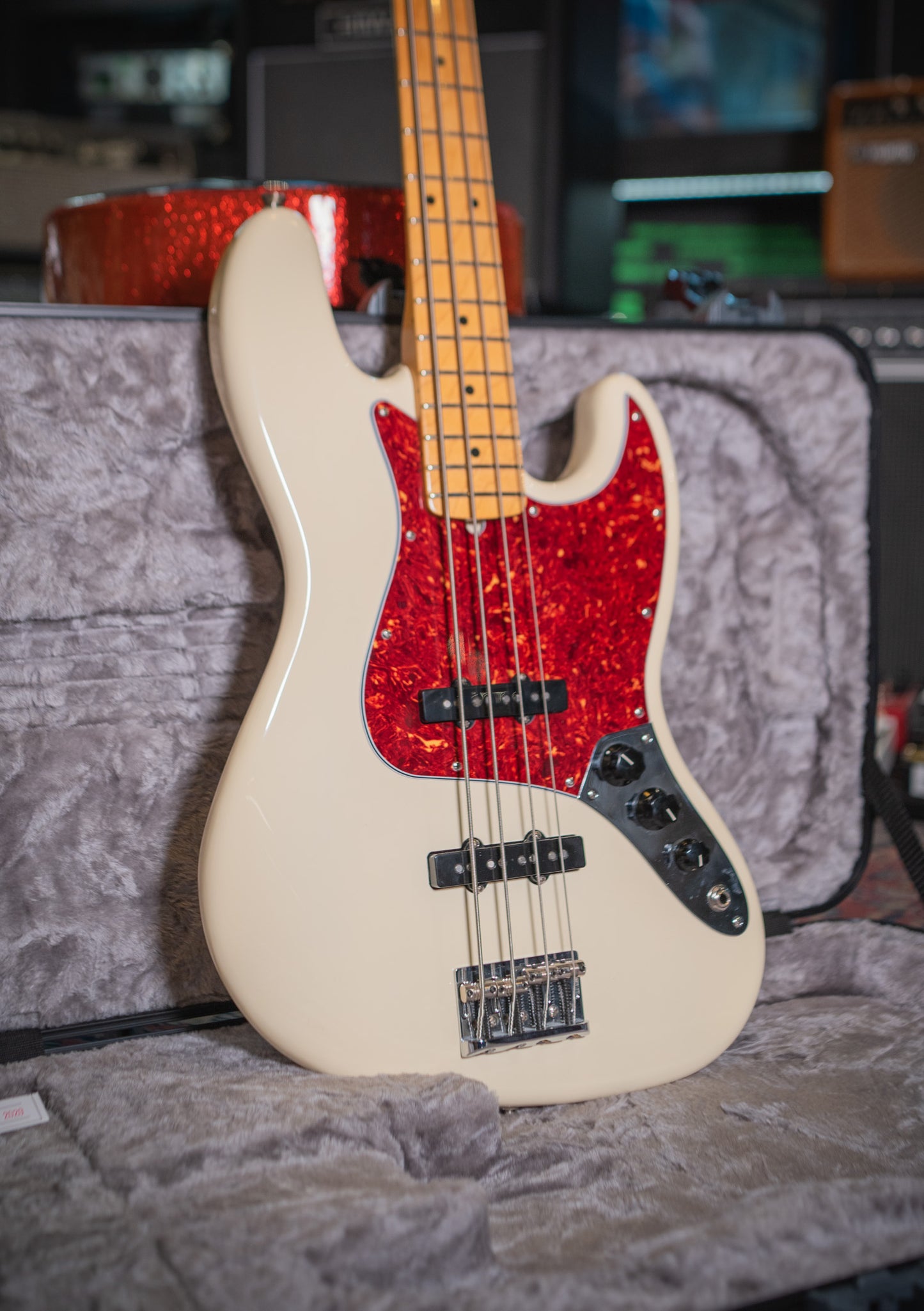 Fender American Professional II Jazz Bass Olympic White usado año 2020 (incluye hardcase) - Bajo eléctrico