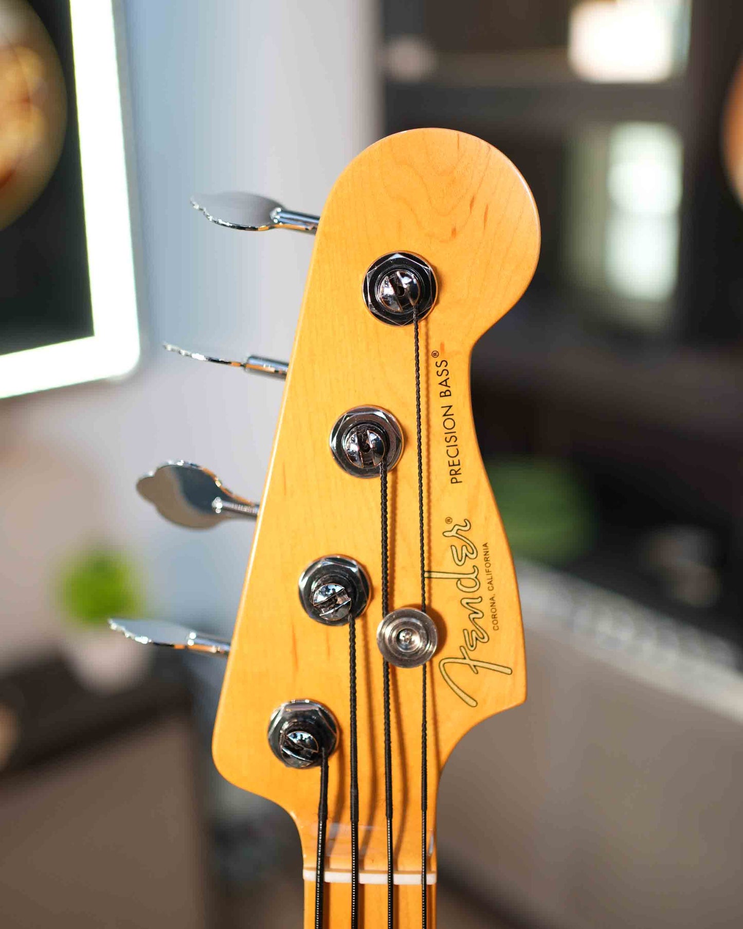 Fender American Professional II Precision Bass Miami Blue usado año 2021 - Bajo eléctrico