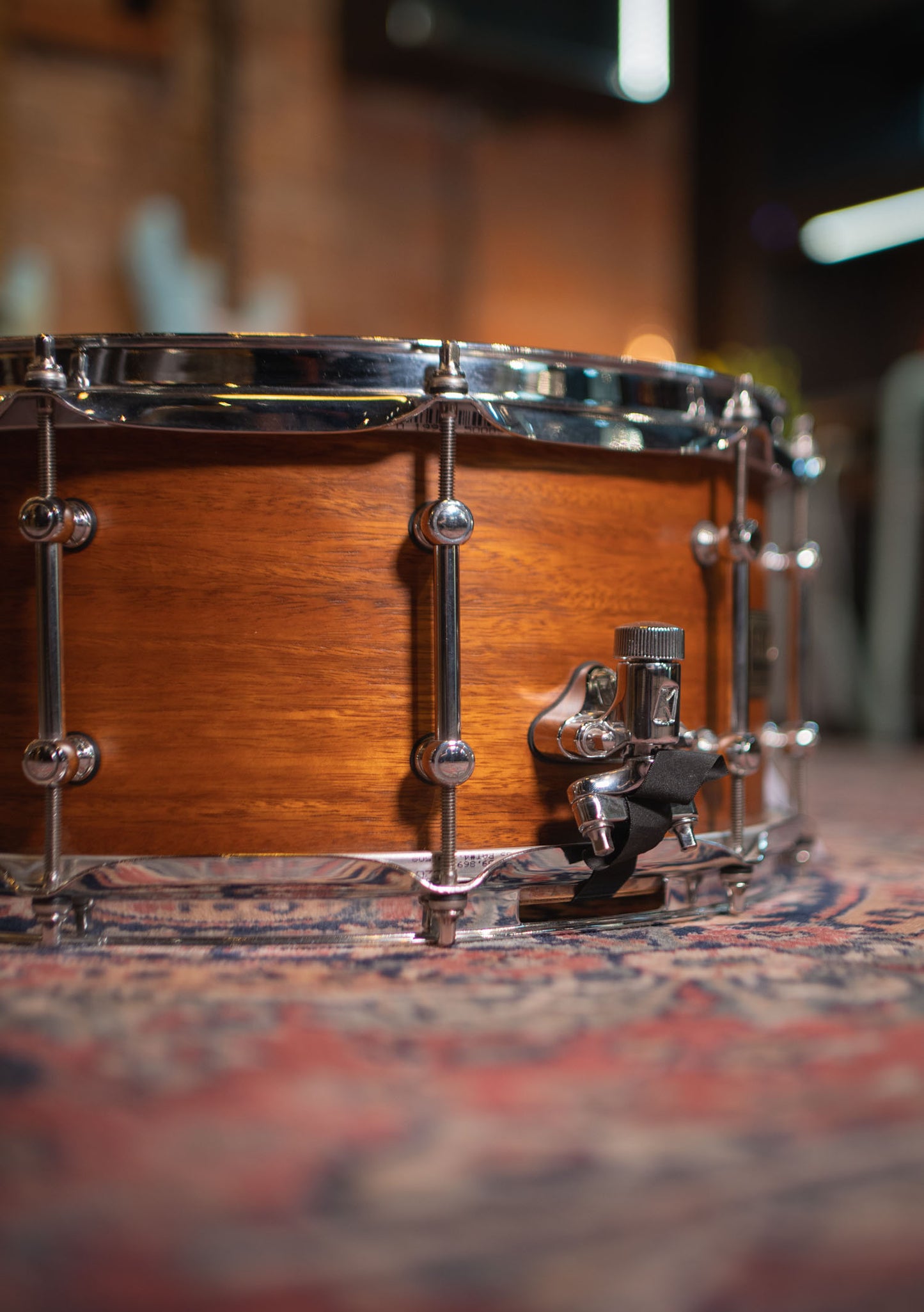 Caja Tama S.L.P Bold Spotted Gum usada