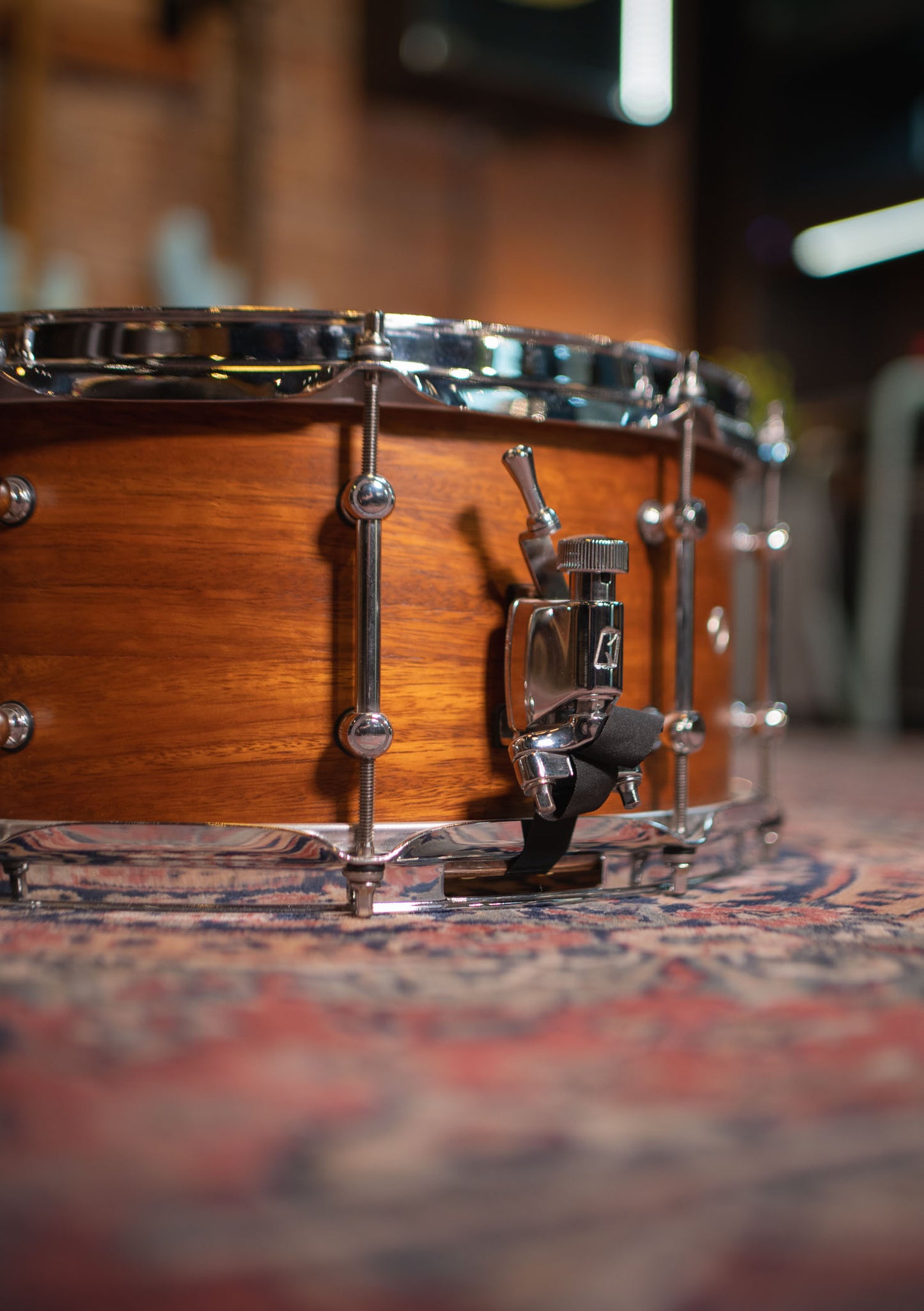 Caja Tama S.L.P Bold Spotted Gum usada