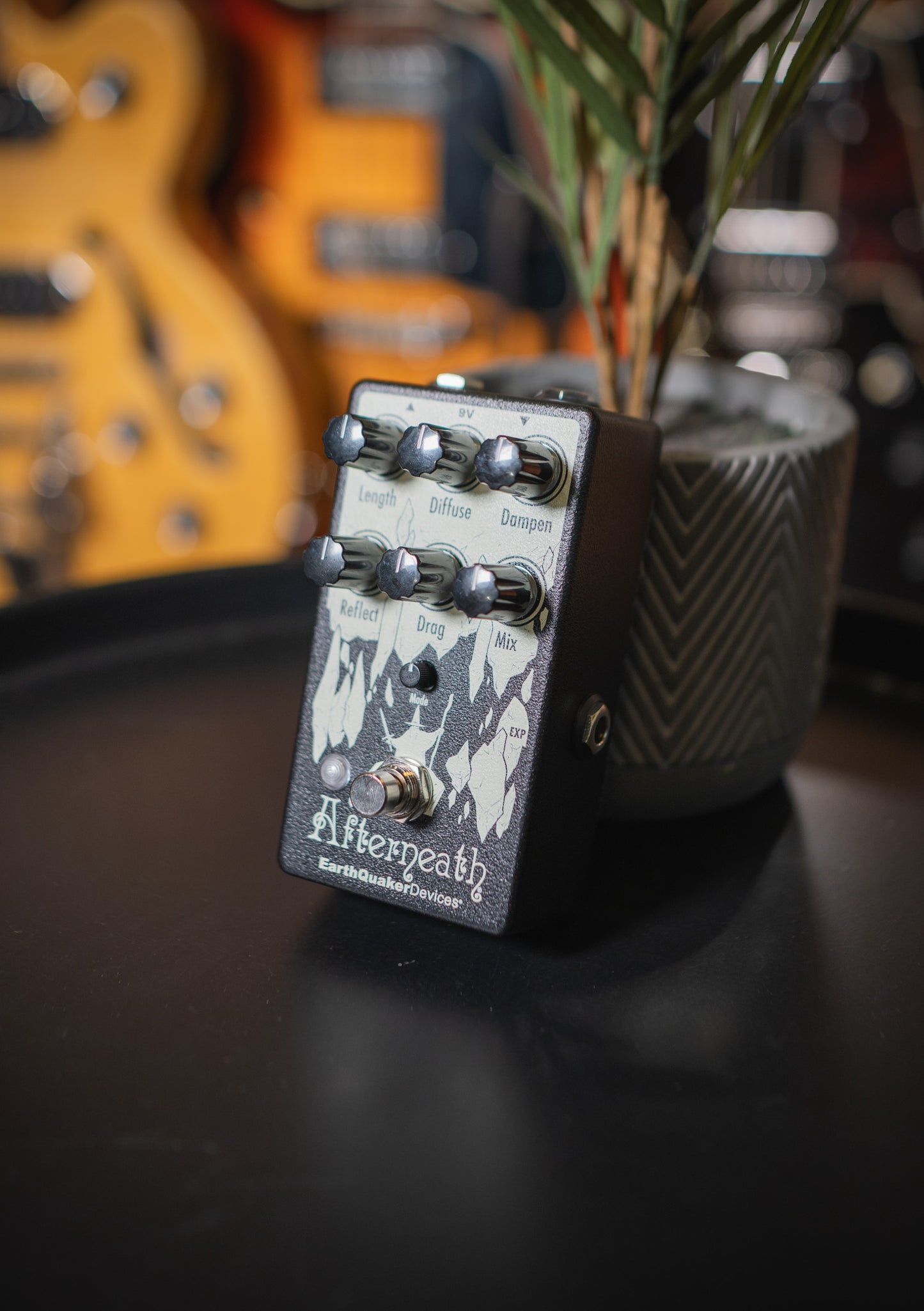 EarthQuaker Devices Afterneath Reverb usado - Pedal
