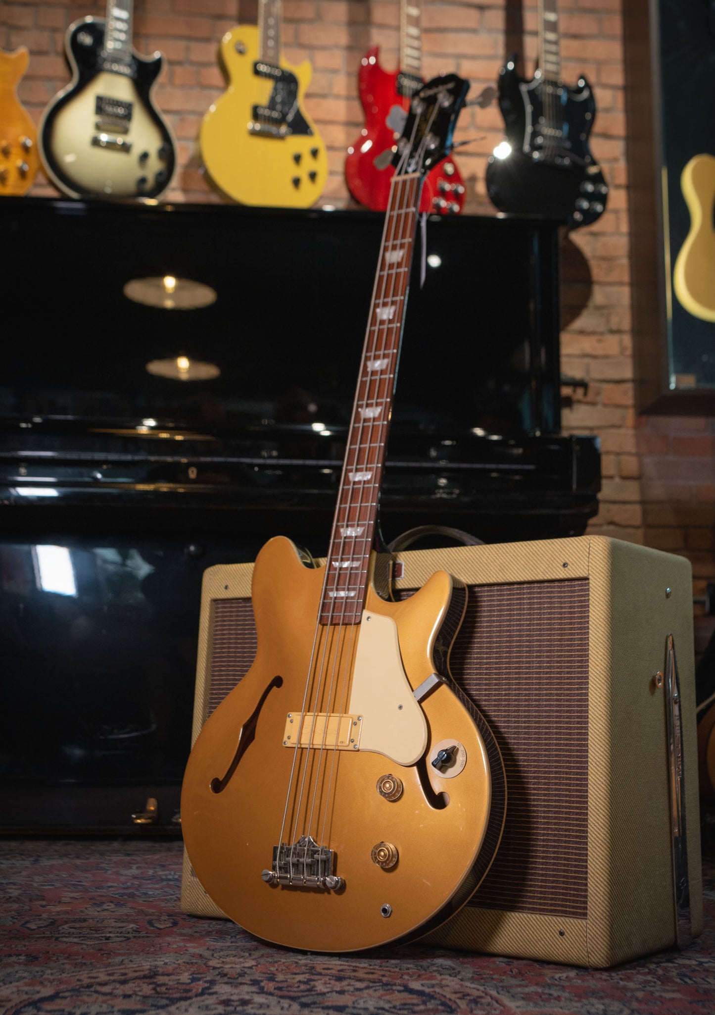 Epiphone Jack Casady Gold usado año 2013 - Bajo eléctrico