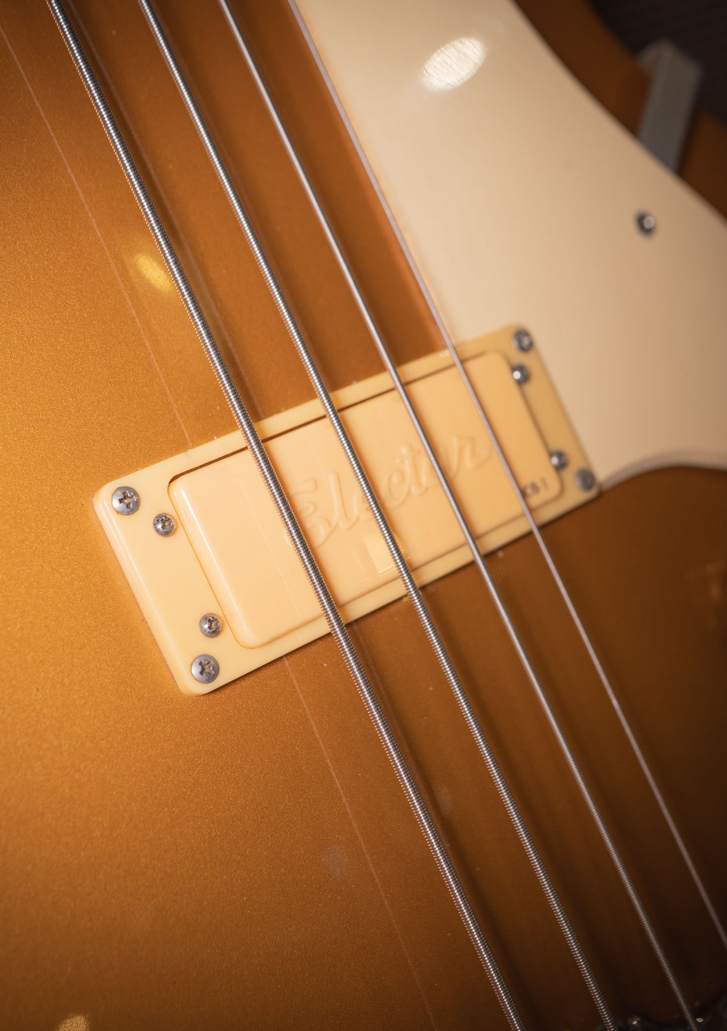 Epiphone Jack Casady Gold usado año 2013 - Bajo eléctrico