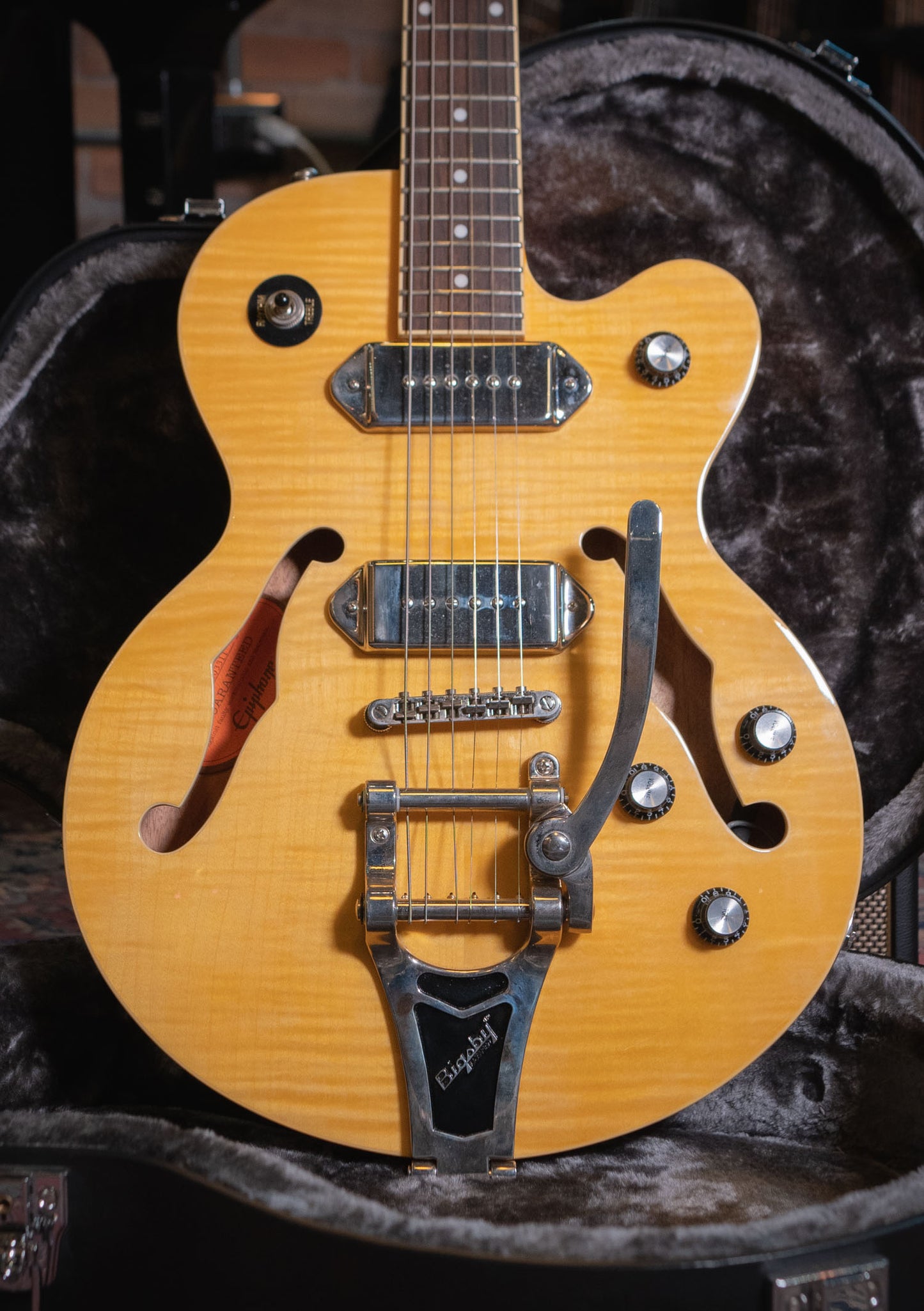 Epiphone Wildkat Antique Natural usada año 2016 (incluye hardcase) - Guitarra eléctrica