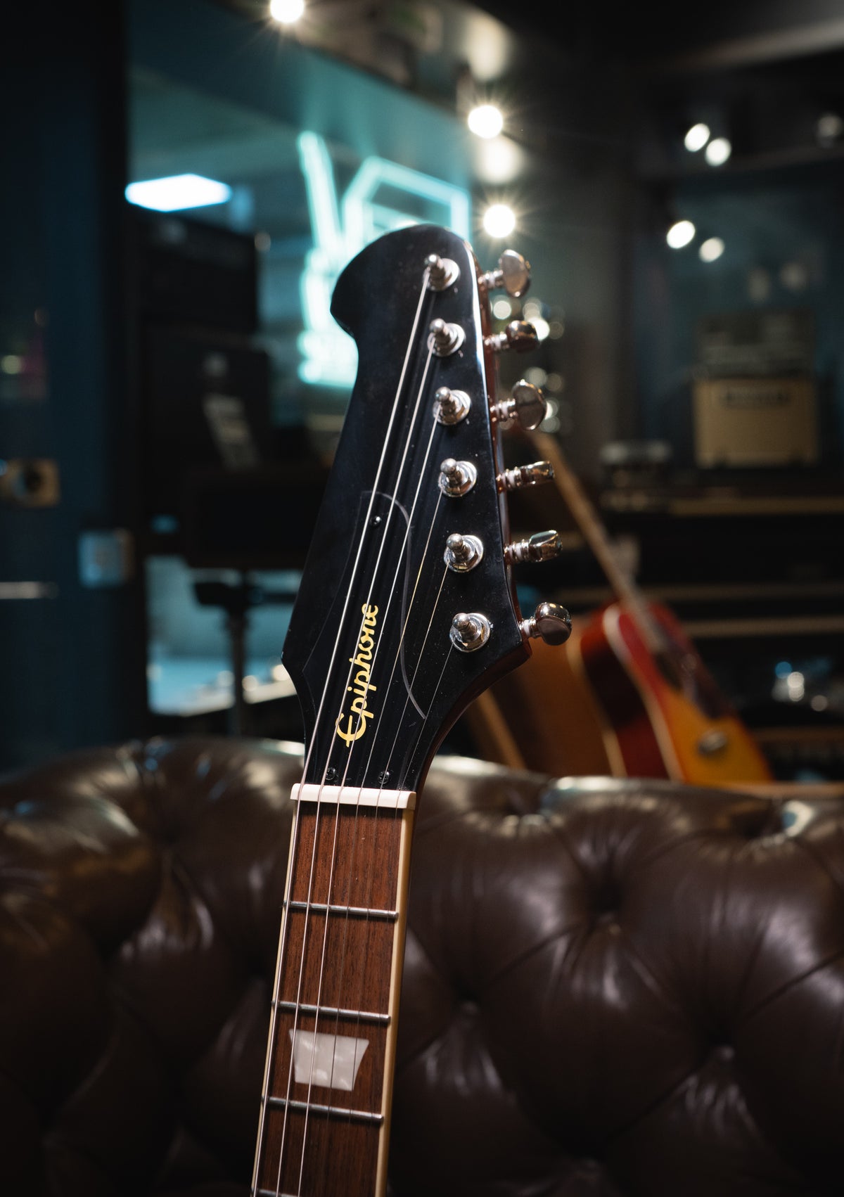 Epiphone 1963 Firebird Laurel Fingerboard Vintage Sunburst - Guitarra eléctrica
