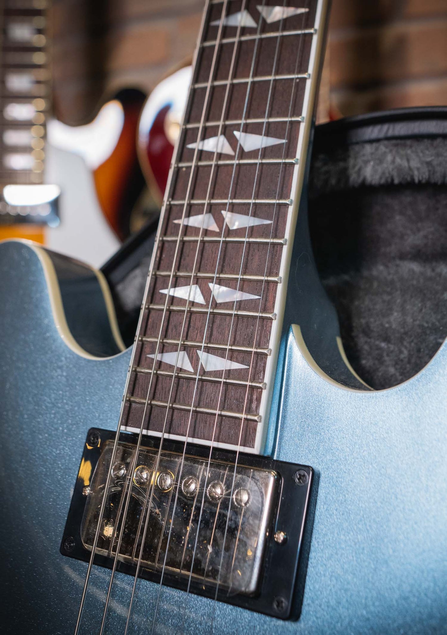 Epiphone DG-335 Dave Grohl Pelham Blue semi nueva año 2023 (incluye hardcase) - Guitarra eléctrica