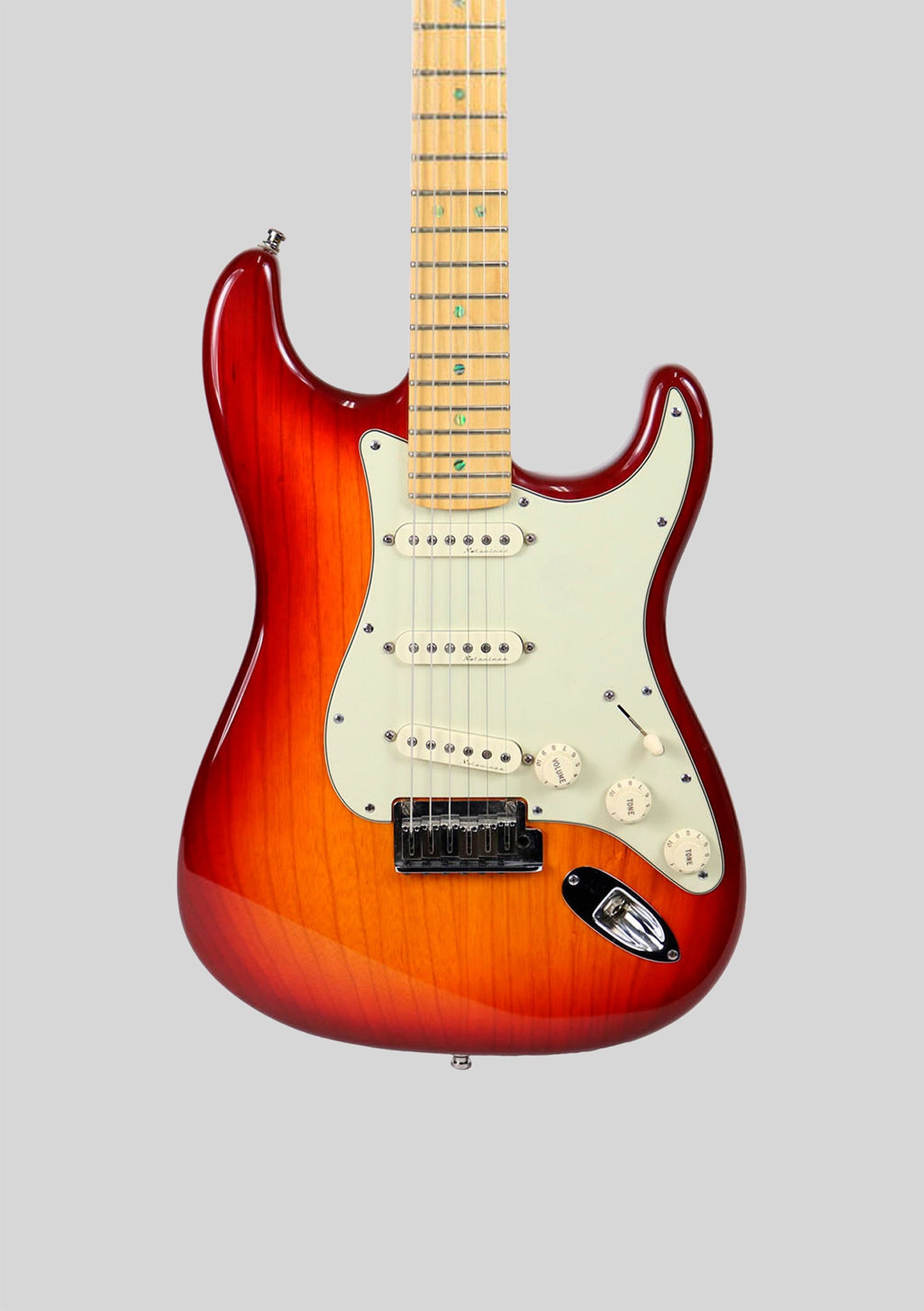 Fender American Deluxe Stratocaster® (1998-2004) Aged Cherry Burst usada año 2003 (incluye hardcase) - Guitarra eléctrica