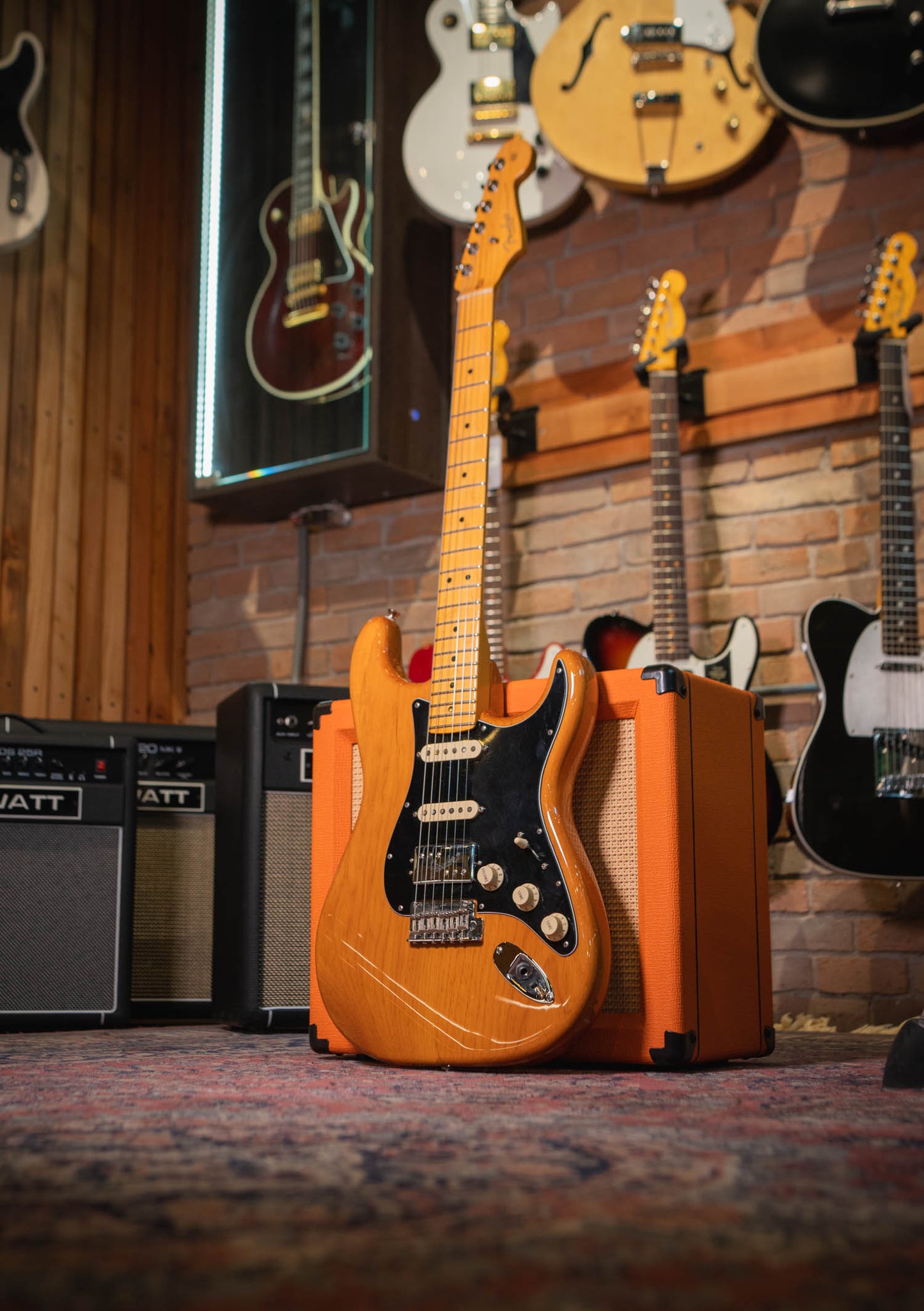 Fender American Professional II Stratocaster® HSS 2021 Roasted Pine - Guitarra eléctrica