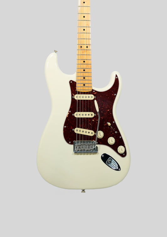Fender American Professional II Stratocaster Olympic White usada año 2021 - Guitarra eléctrica