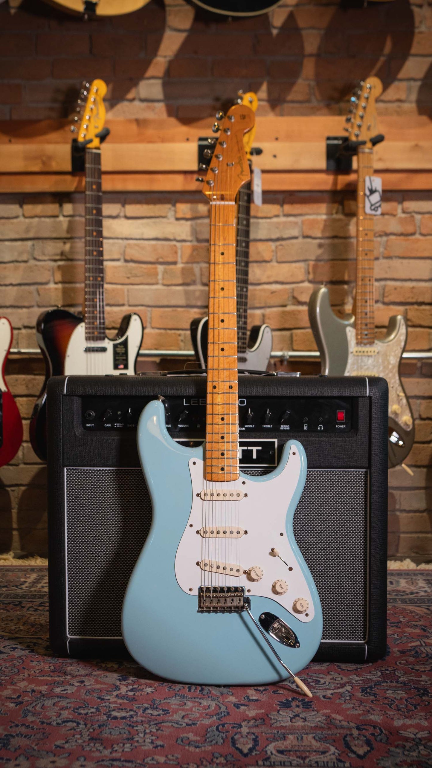 Fender Classic Series '50s Stratocaster Daphne Blue año 2001 incluye estuche rígido - Guitarra eléctrica - usada
