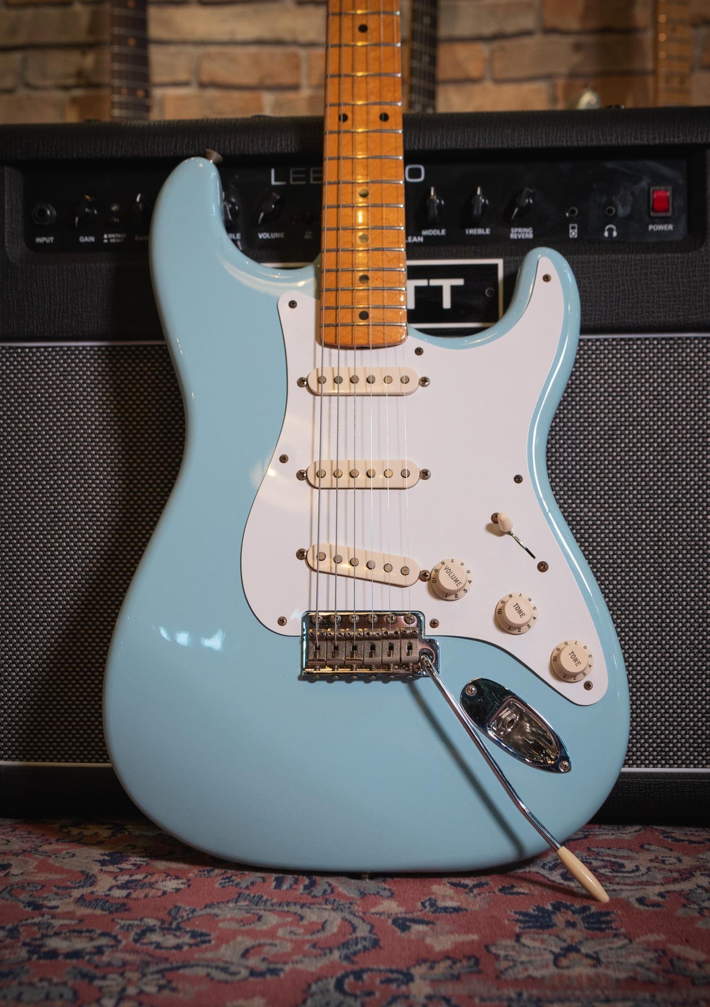 Fender Classic Series '50s Stratocaster Daphne Blue año 2001 incluye estuche rígido - Guitarra eléctrica - usada